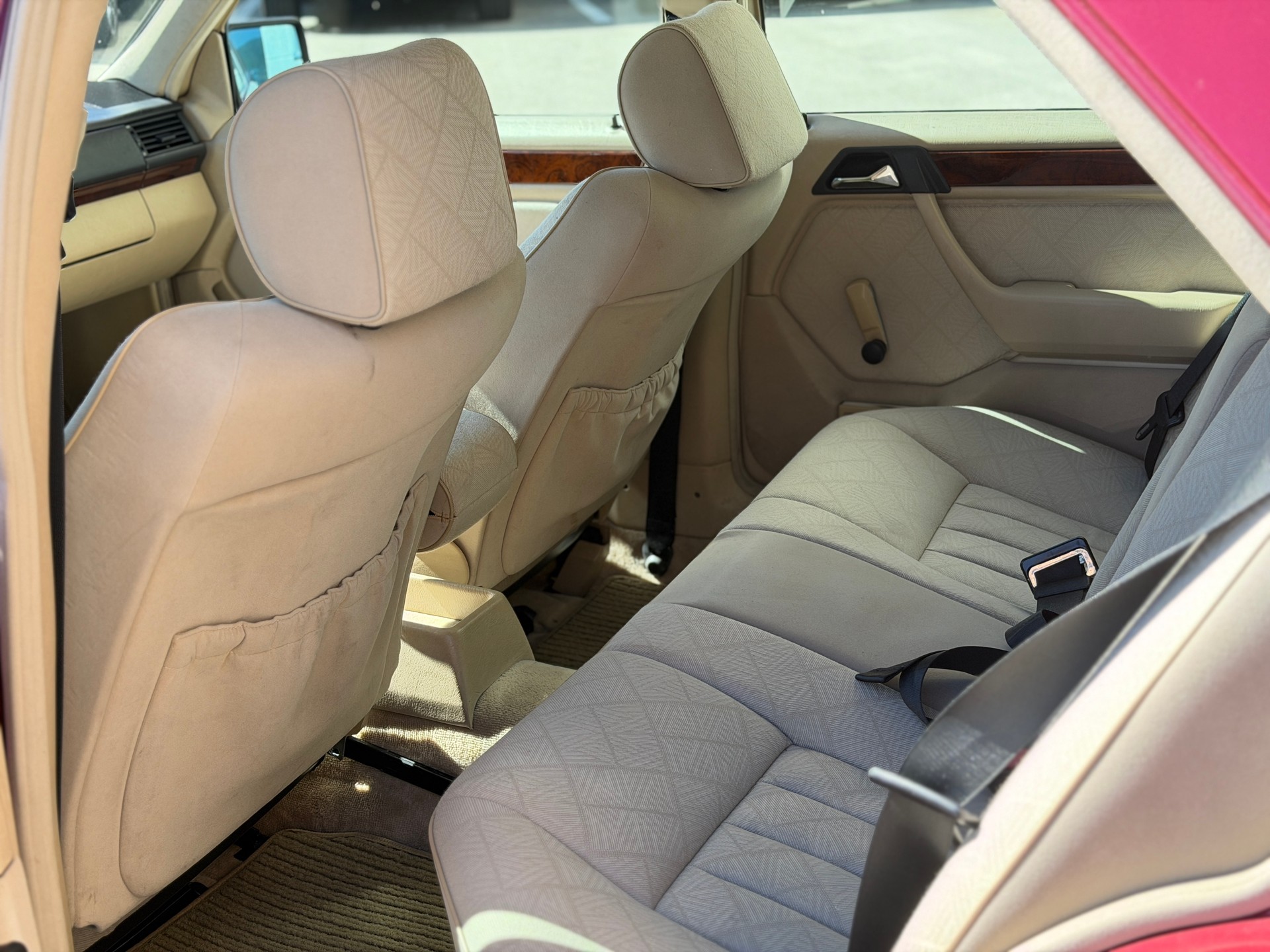 MERCEDES-BENZ E 280 Business Automatic-image-17