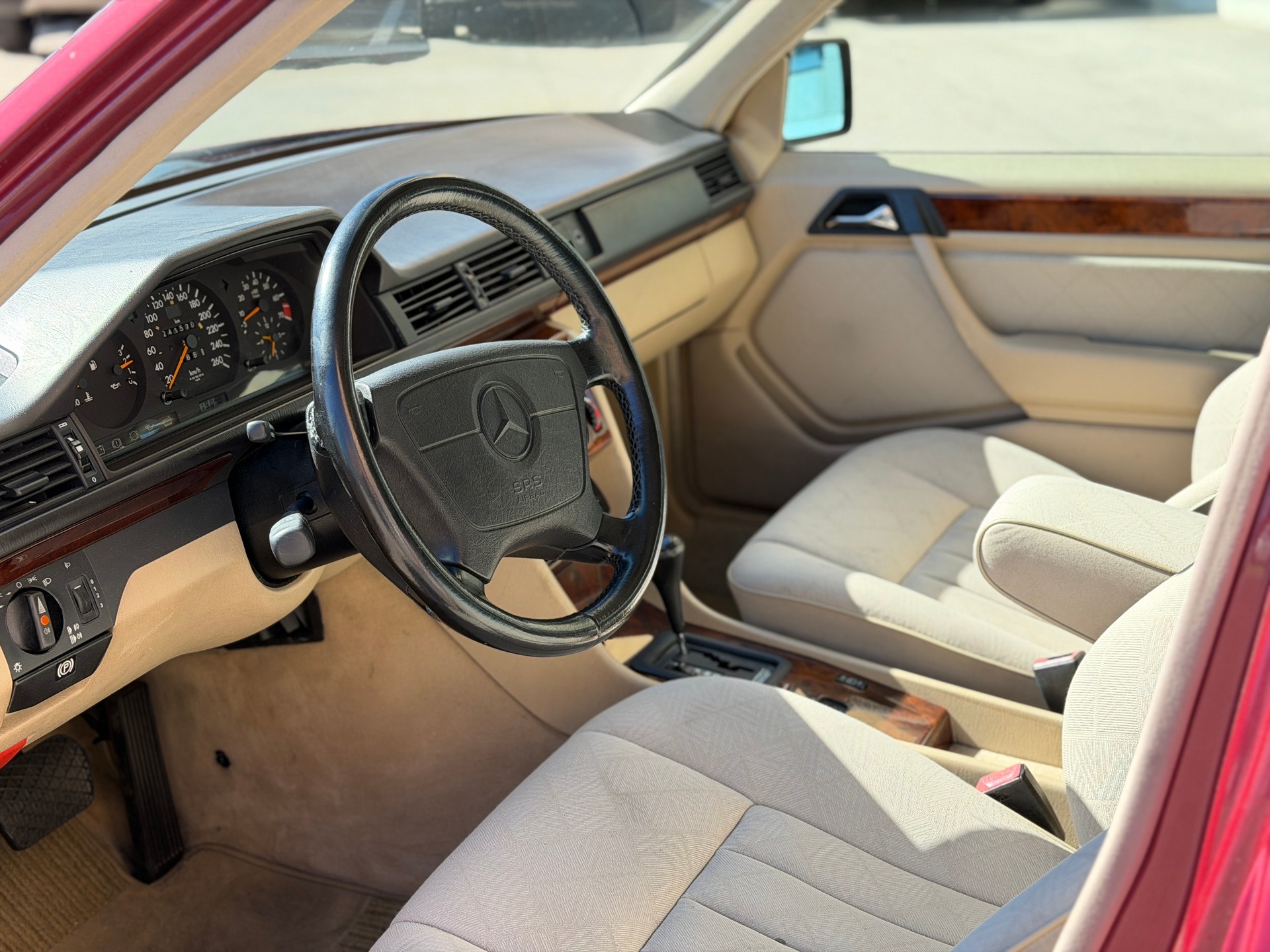 MERCEDES-BENZ E 280 Business Automatic-image-10