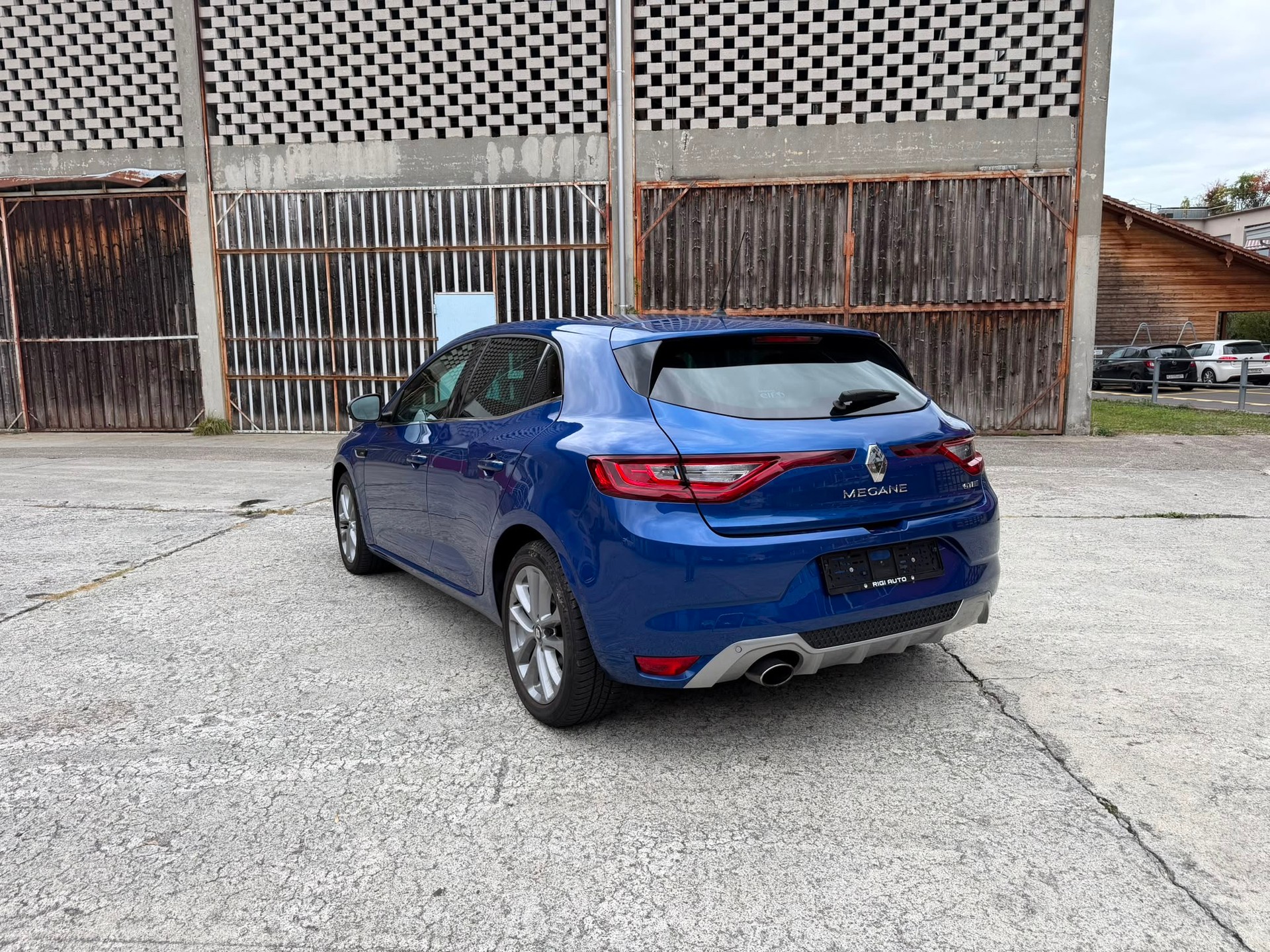 RENAULT Mégane 1.2 16V Turbo GT Line-showroom-element-2