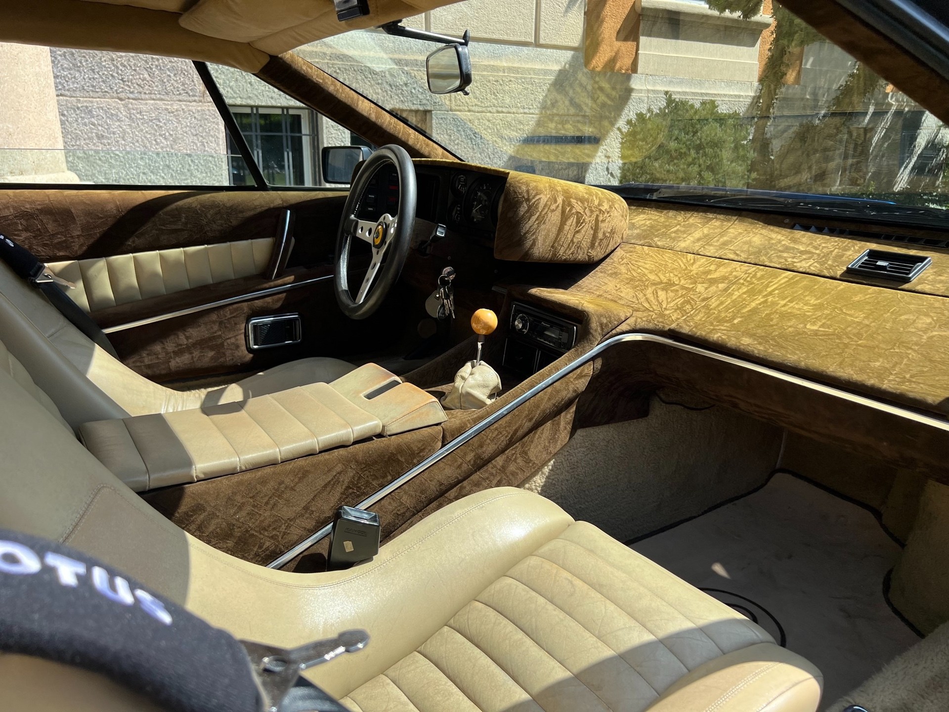 LOTUS ESPRIT S 2-image-14