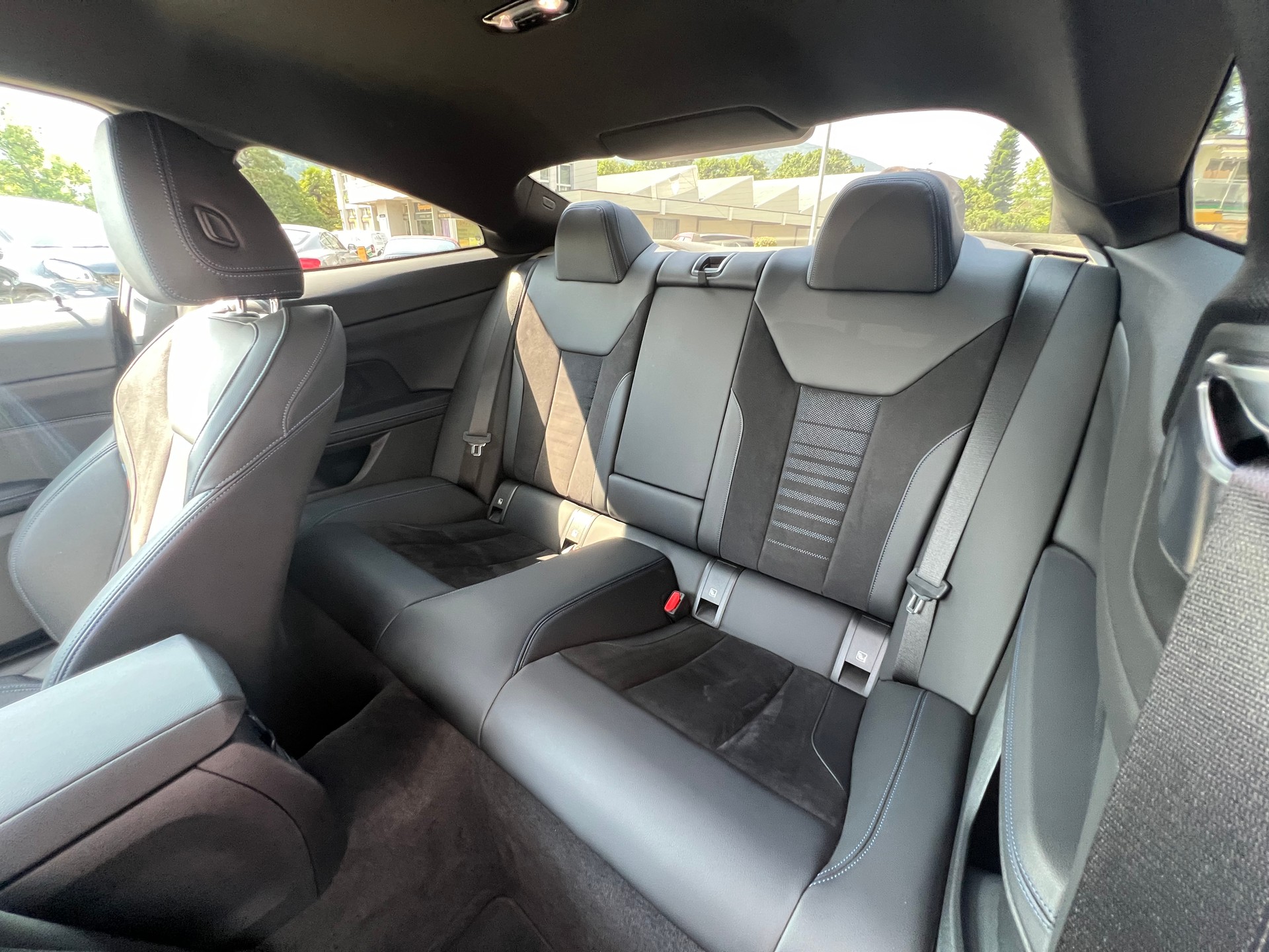 BMW 420d 48V Coupé M Sport Steptronic-image-16