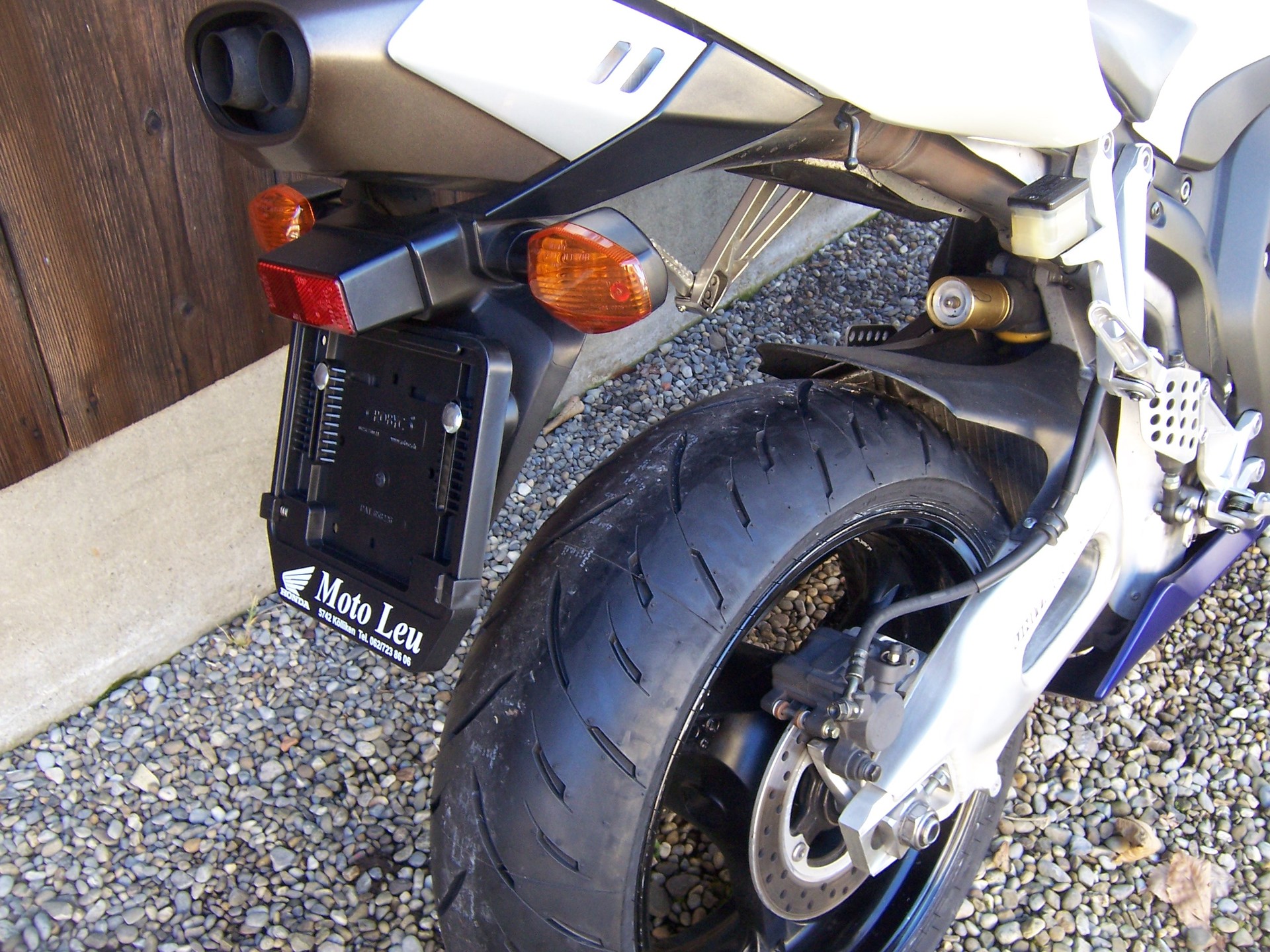 HONDA CBR 1000 RR-image-6