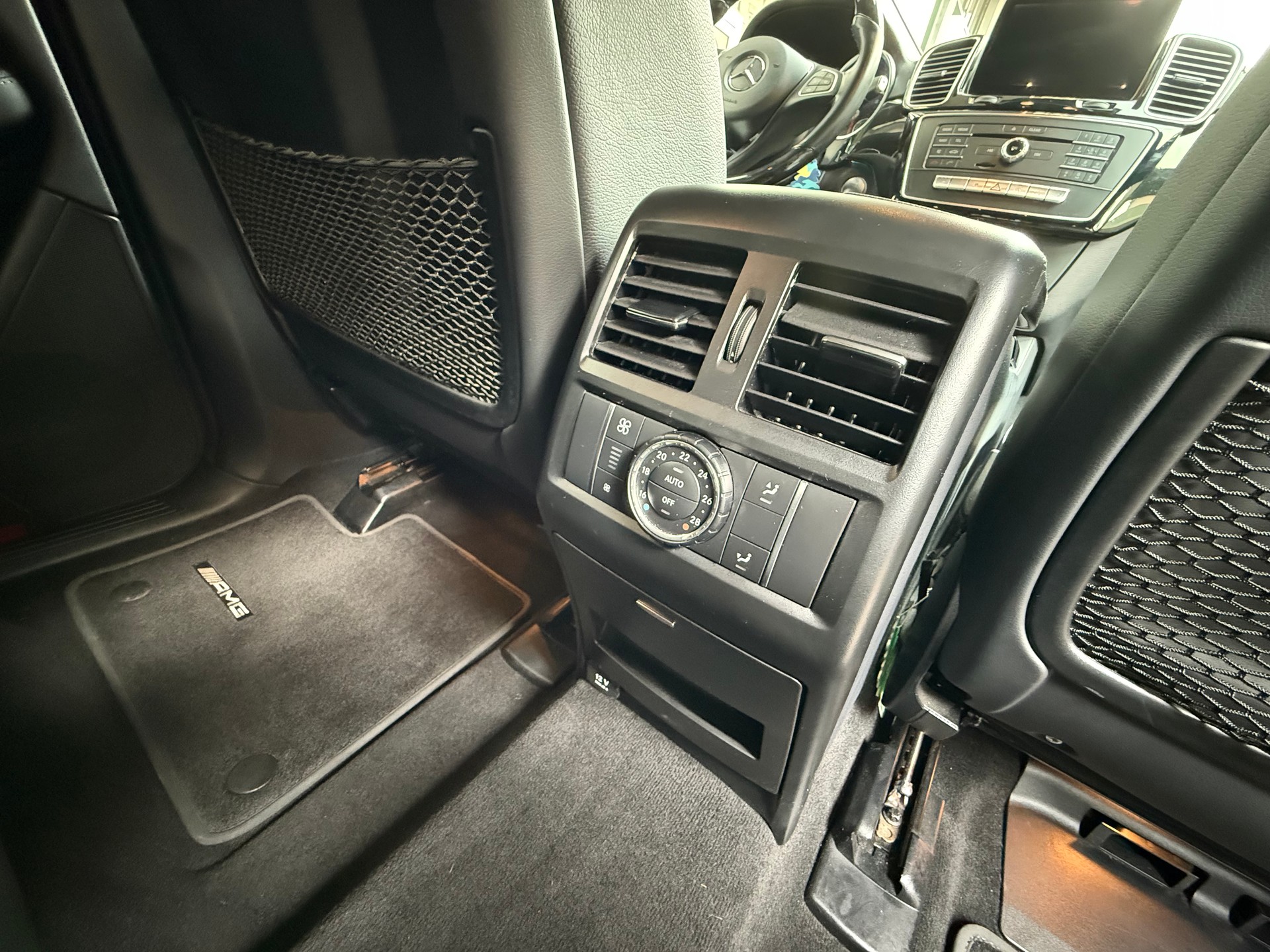 MERCEDES-BENZ GLE Coupé 350 d 4Matic 9G-Tronic-image-9