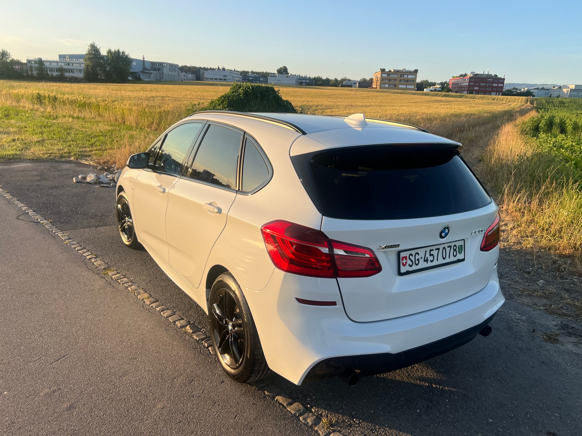 BMW 220d xDrive Active Tourer M Sport Steptronic-image-3