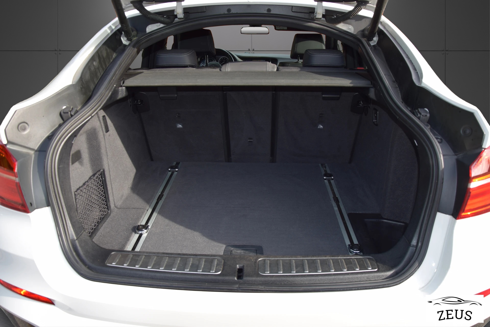 BMW X4 xDrive 20i M Sport Steptronic-image-5