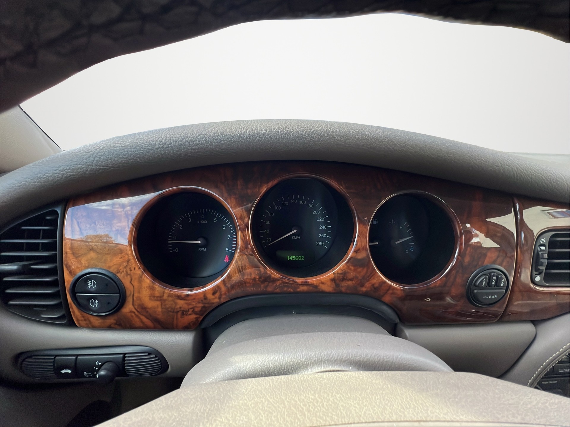 JAGUAR XJ 3.2 V8 Executive-image-10