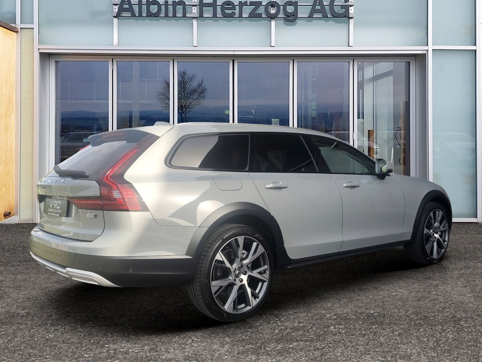 VOLVO V90 Cross Country 2.0 B4 Ultimate AWD-showroom-element-3
