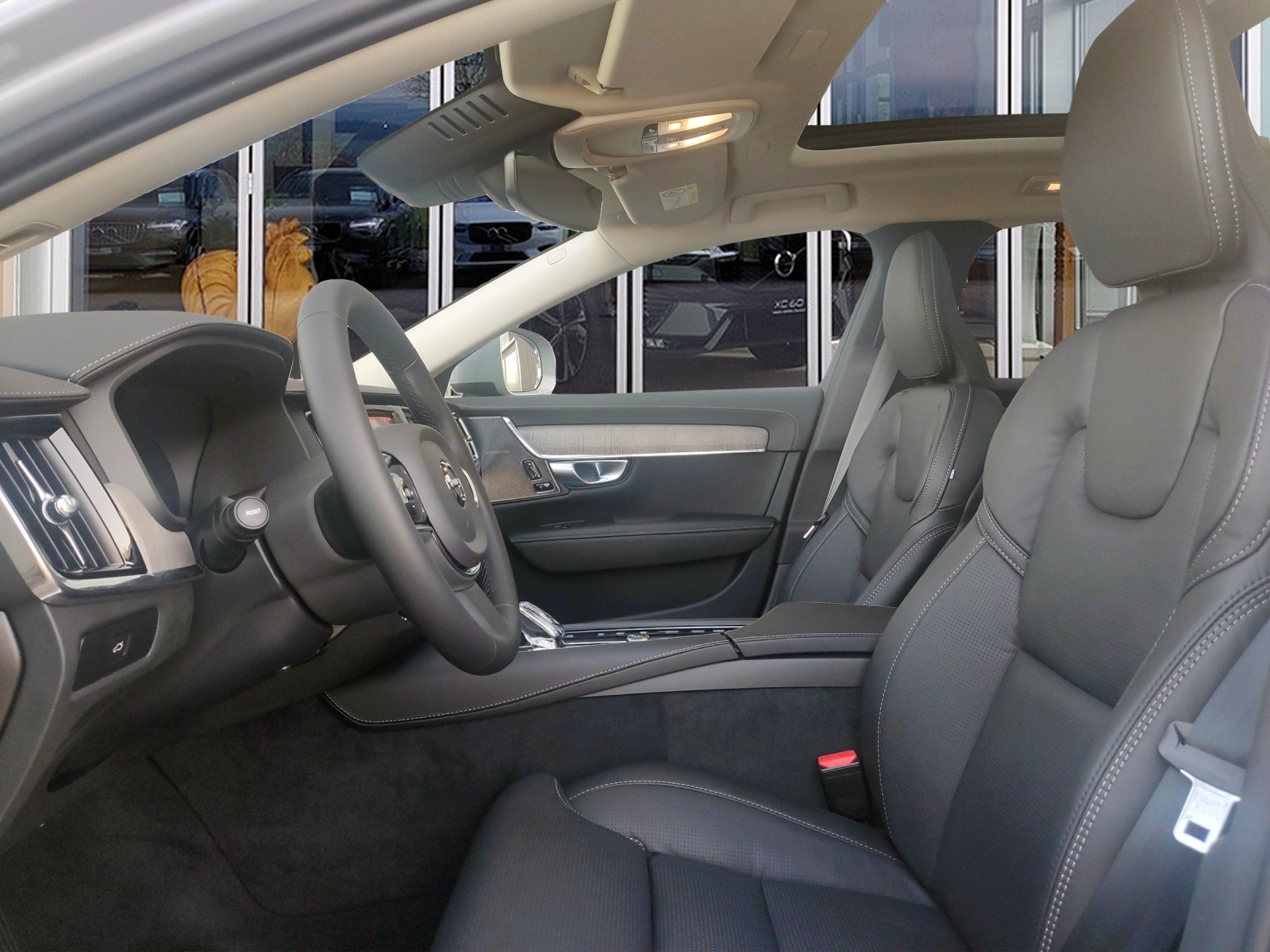 VOLVO V90 Cross Country 2.0 B4 Ultimate AWD-image-8