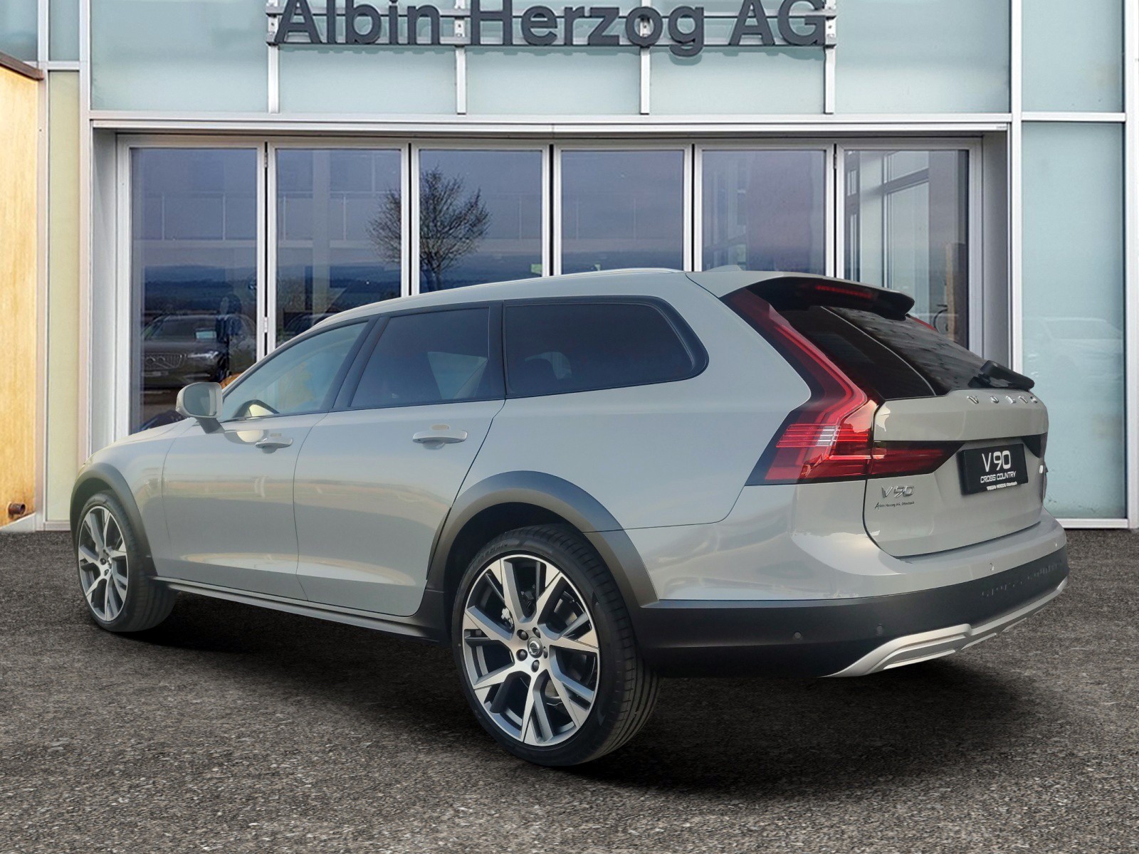 VOLVO V90 Cross Country 2.0 B4 Ultimate AWD-showroom-element-2