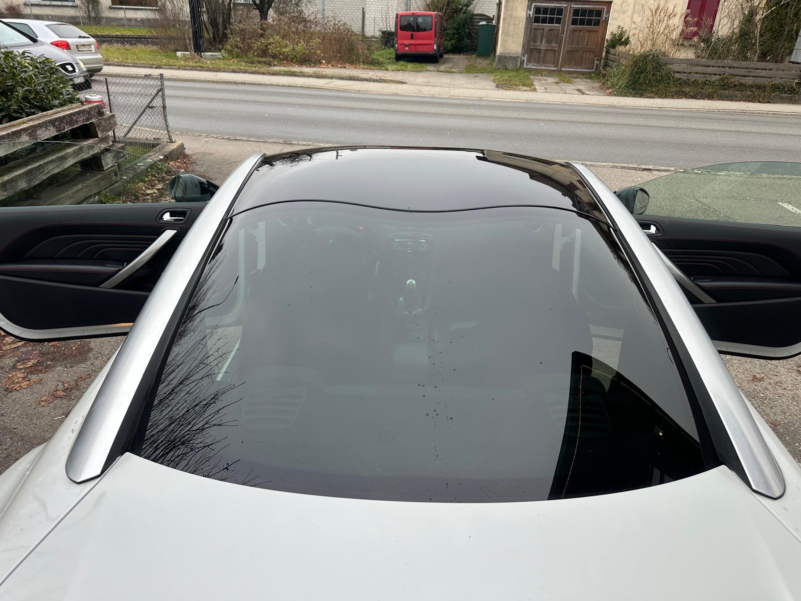PEUGEOT RCZ 1.6 Turbo GT Line-image-11