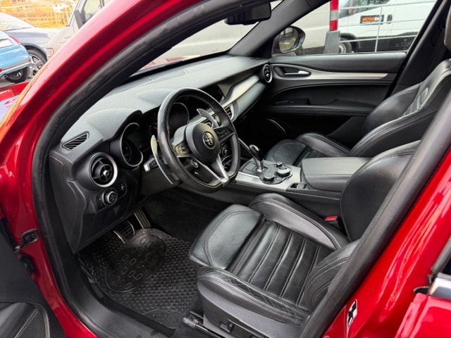 ALFA ROMEO Stelvio 2.2 JTDM Super Q4 Automatic-image-5