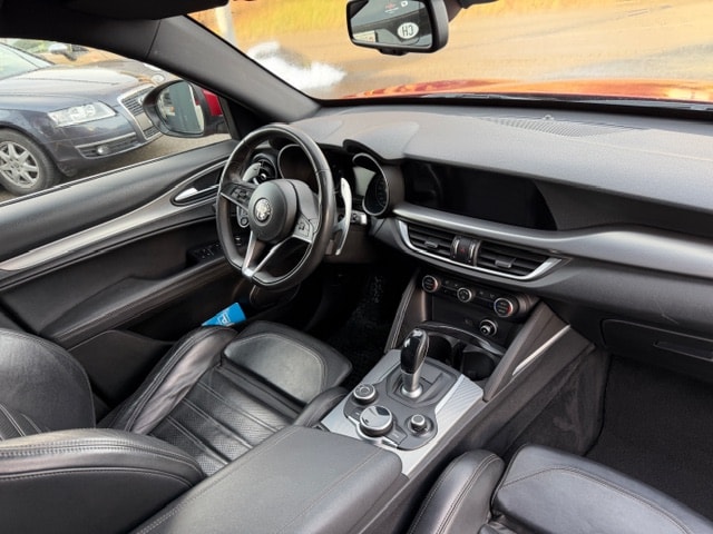 ALFA ROMEO Stelvio 2.2 JTDM Super Q4 Automatic-image-9