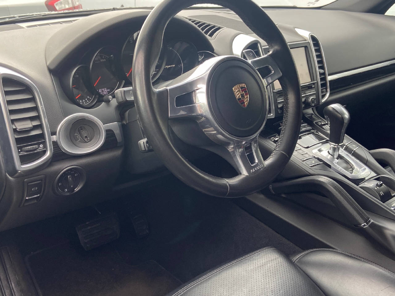 PORSCHE Cayenne 3.0 V6 TDI TipT-image-7