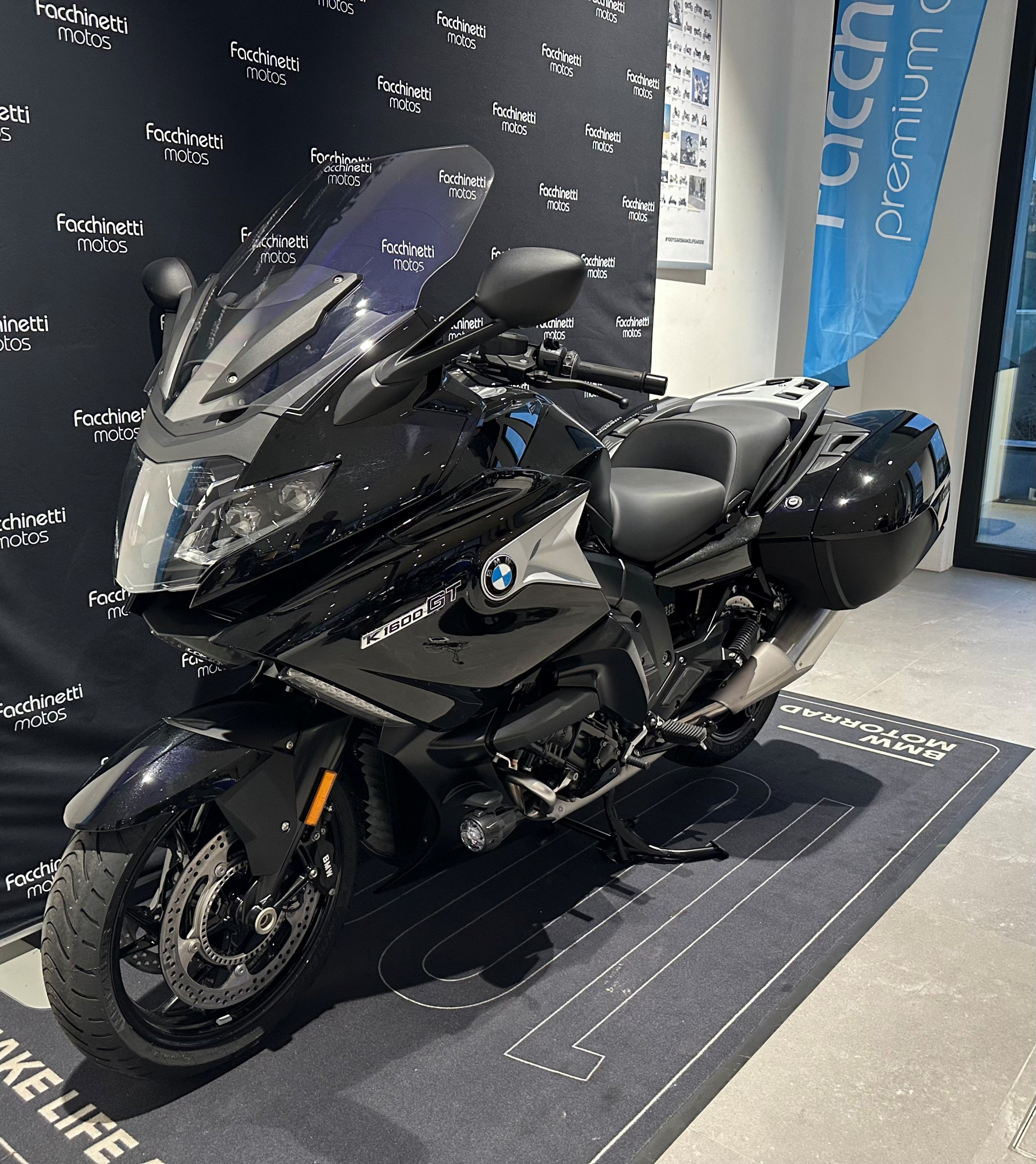 BMW K 1600 GT-showroom-element-1