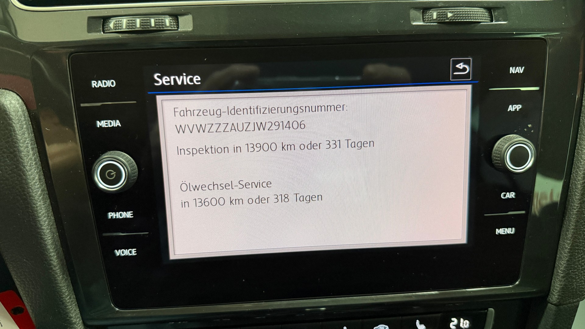 VW Golf 1.4 TSI Highline DSG, frisch ab MFK, Servicgepflegt, 8 fach berädert alle Asisstenten, Sitz&Lenkradheizung, Garantie u.v.m.-image-27