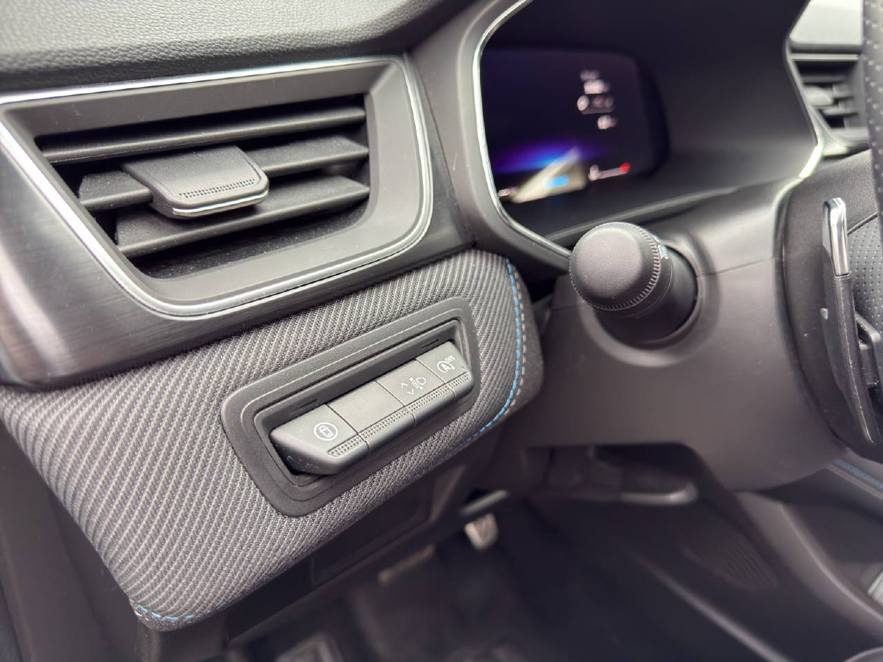 RENAULT Captur 1.3 TCe 160 esprit Alpine EDC-image-8