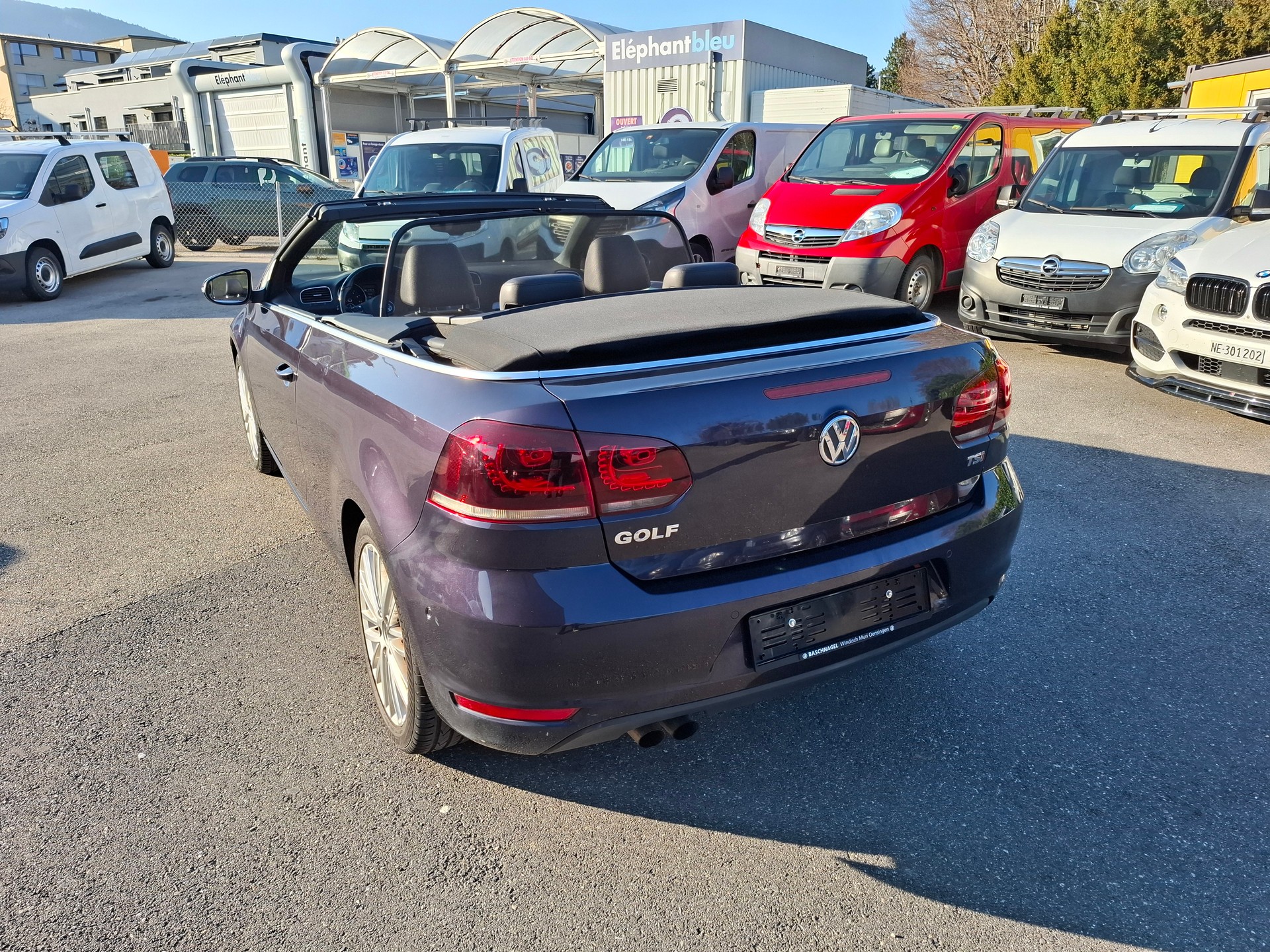 VW Golf Cabrio 1.4 TSI Cup DSG-image-3