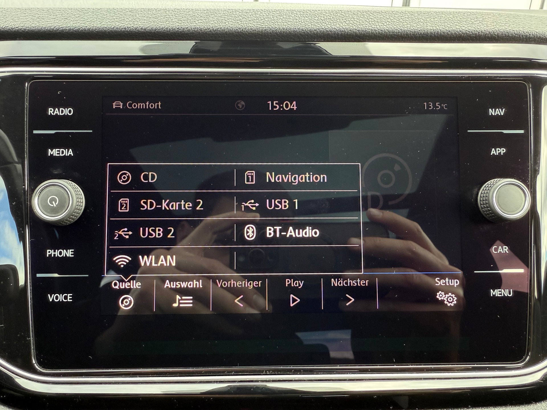 VW T-Roc 2.0 TSI R DSG 4Motion-image-11
