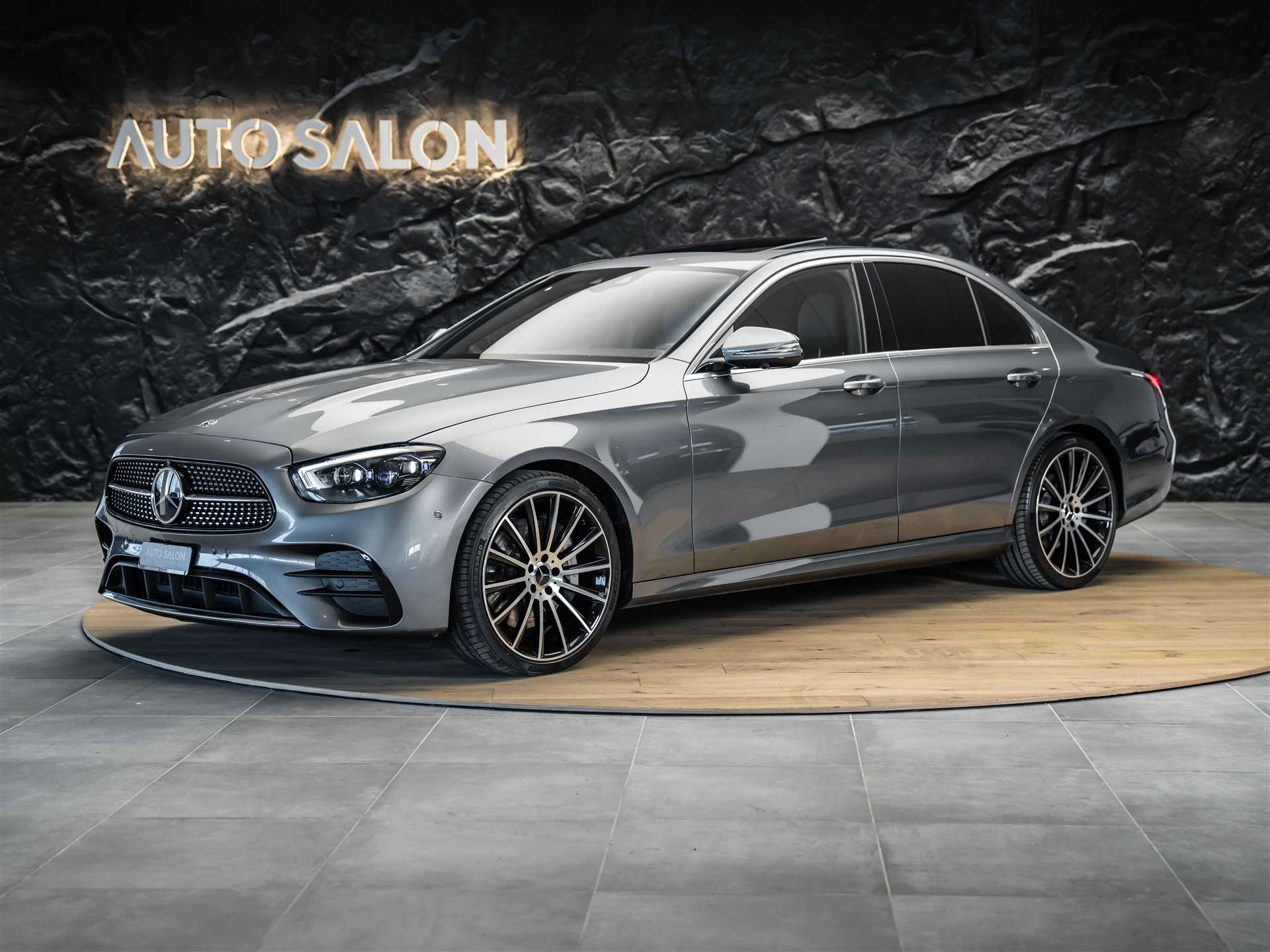 MERCEDES-BENZ E 400 d 4Matic AMG Line 9G-Tronic *Facelift*Panorama*Luftfederung*-showroom-element-1
