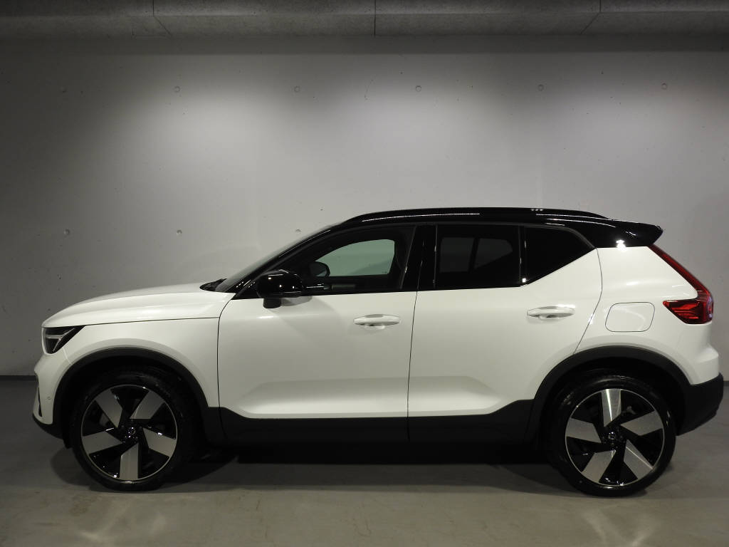 VOLVO EX40 Twin Ultra AWD-showroom-element-2