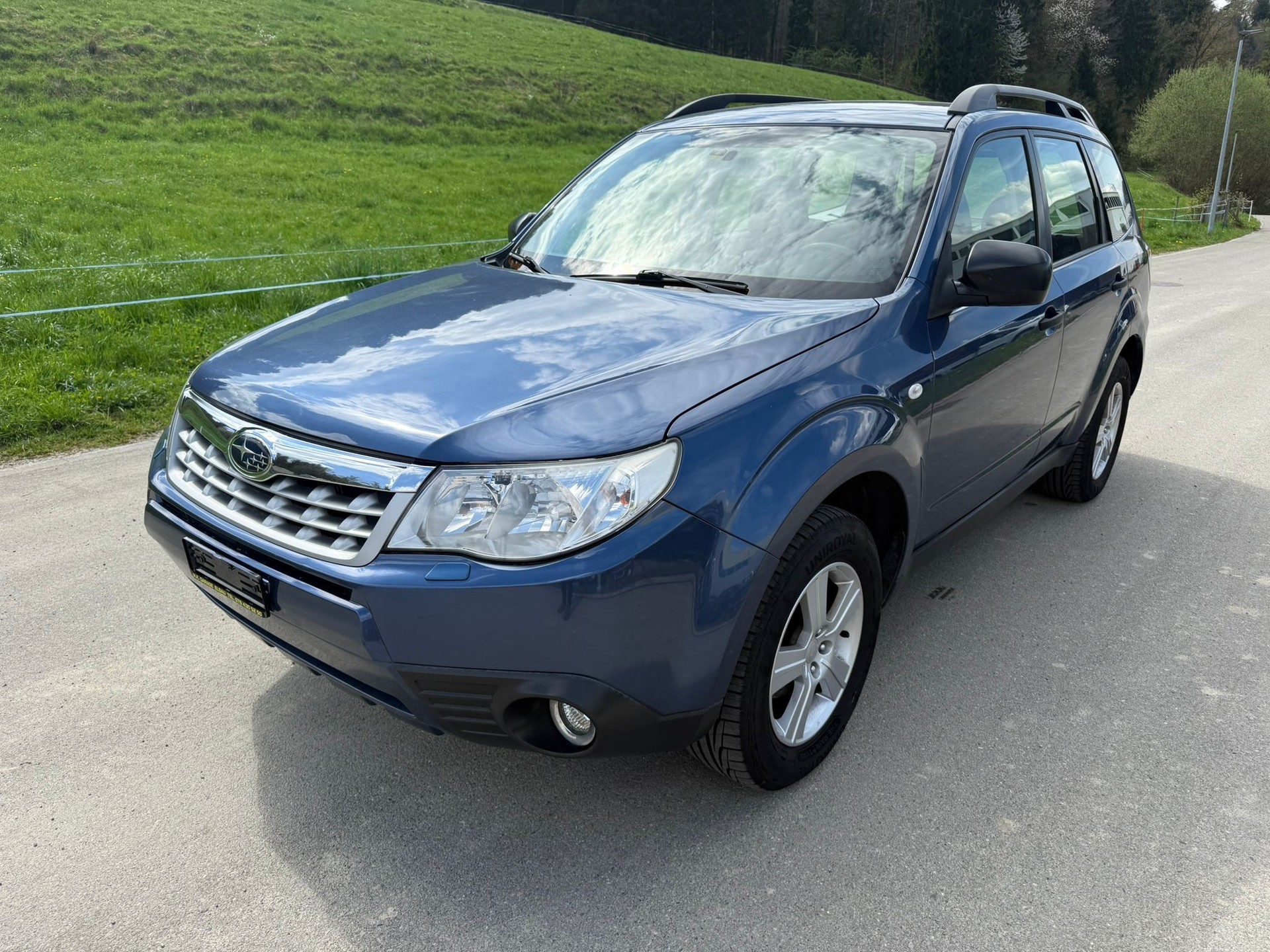 SUBARU Forester 2.0X Swiss-image-1