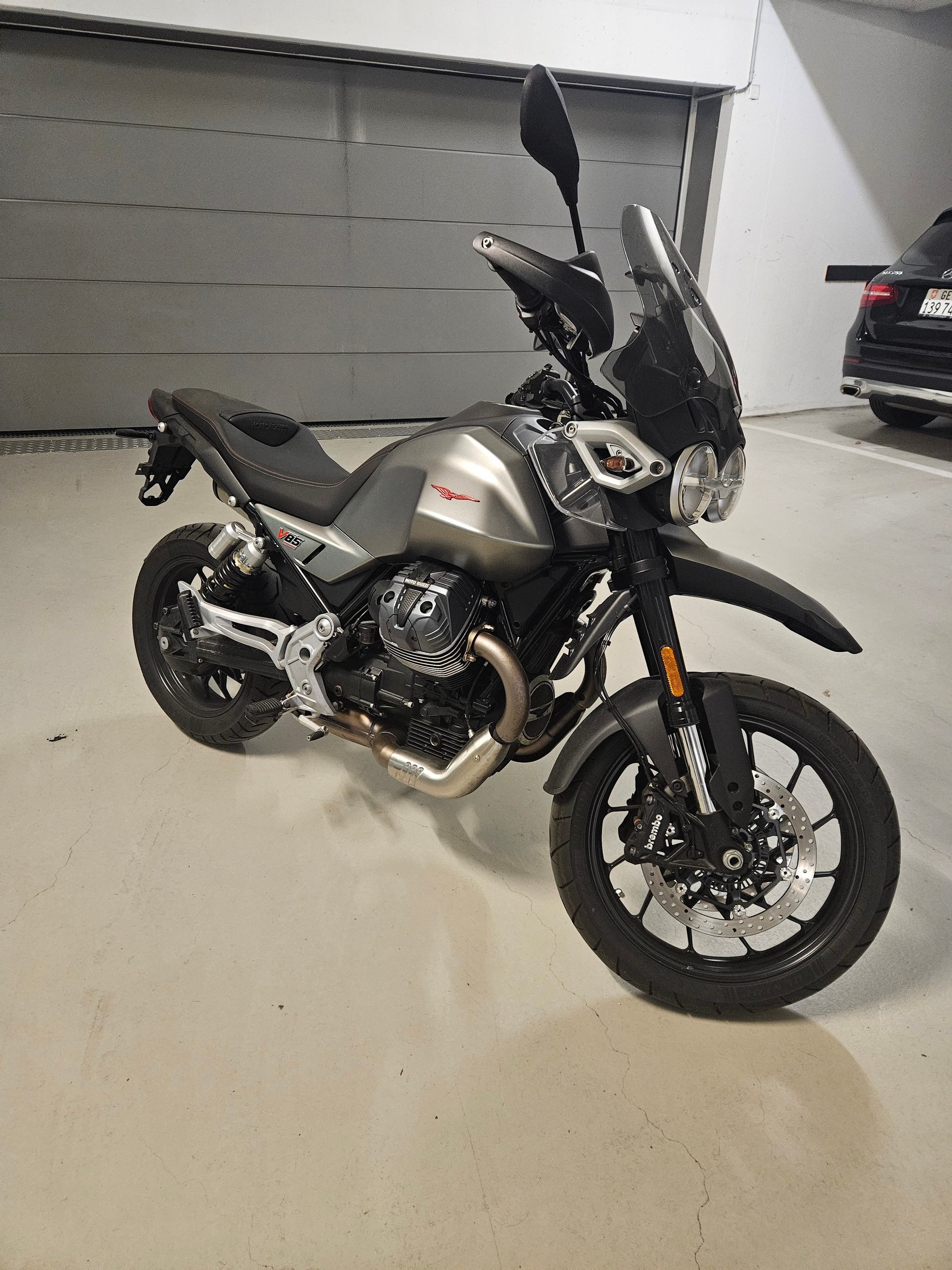 MOTO GUZZI V85 TT Strada E5+-image-3