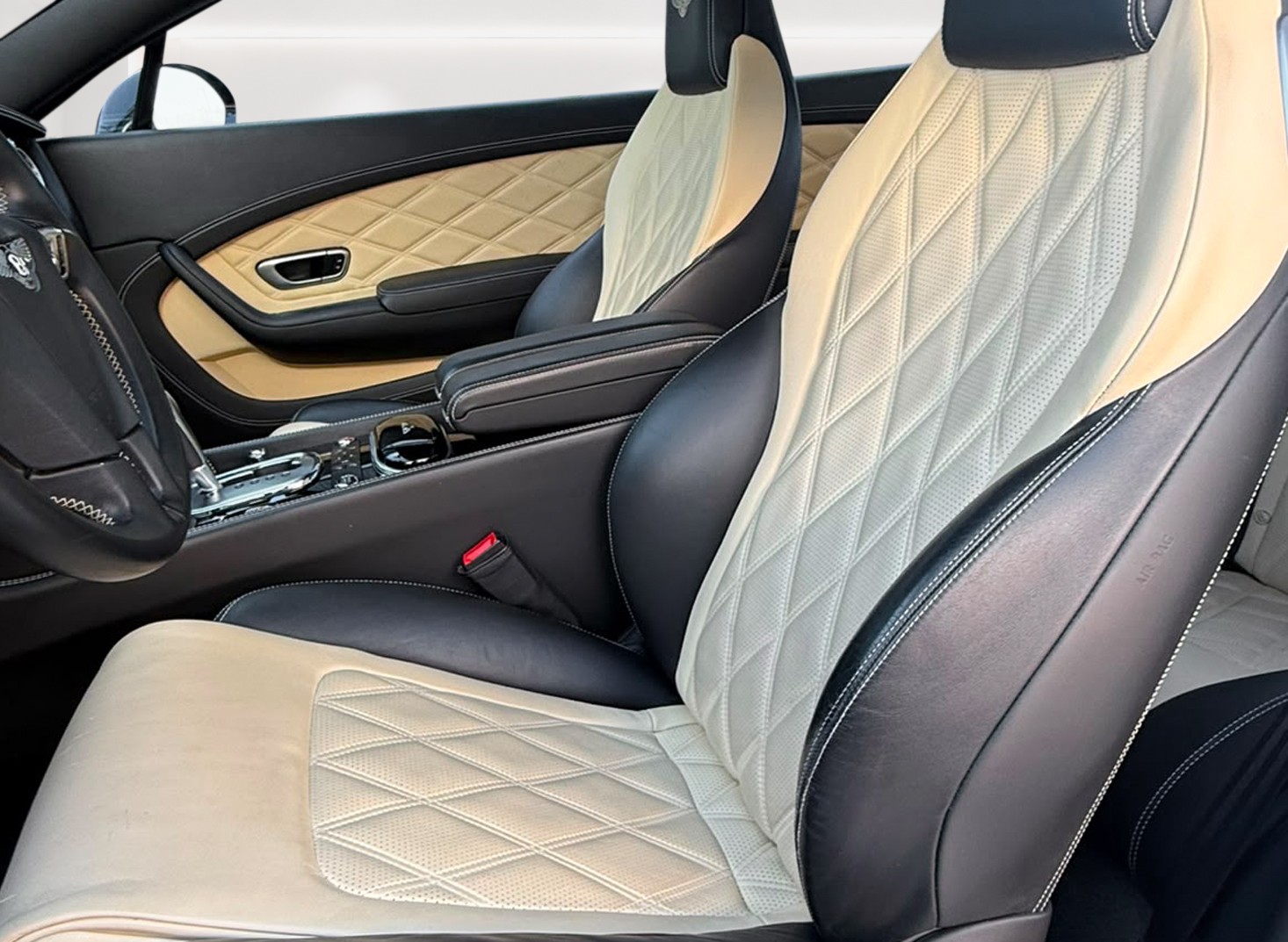 BENTLEY Continental GT 4.0 V8 S inkl. Garantie-image-9
