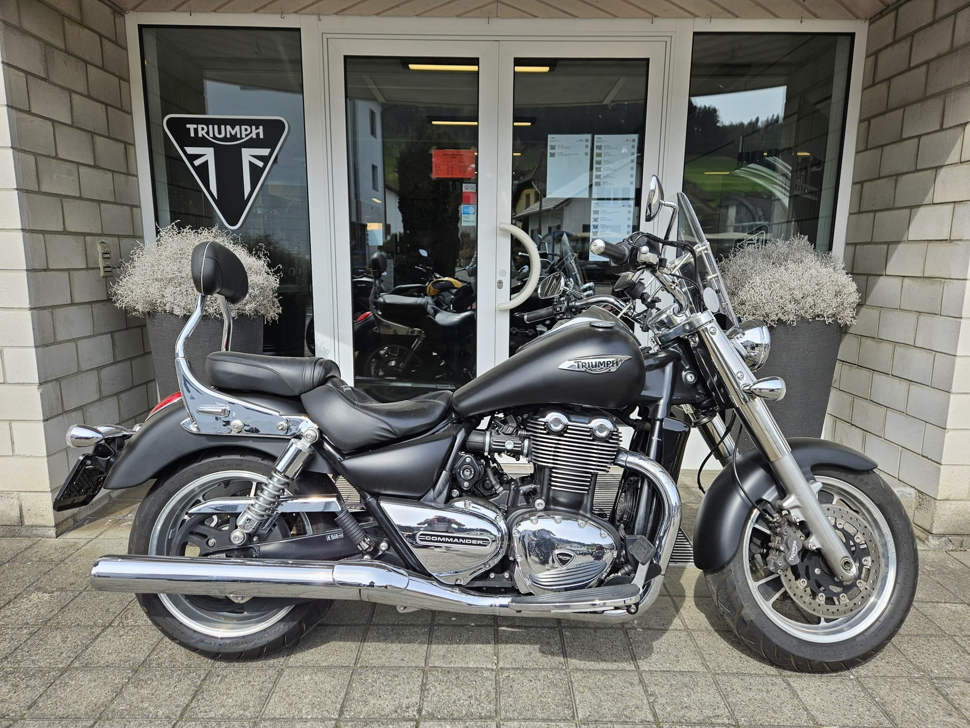 TRIUMPH Thunderbird Commander 1700 ABS-image-1