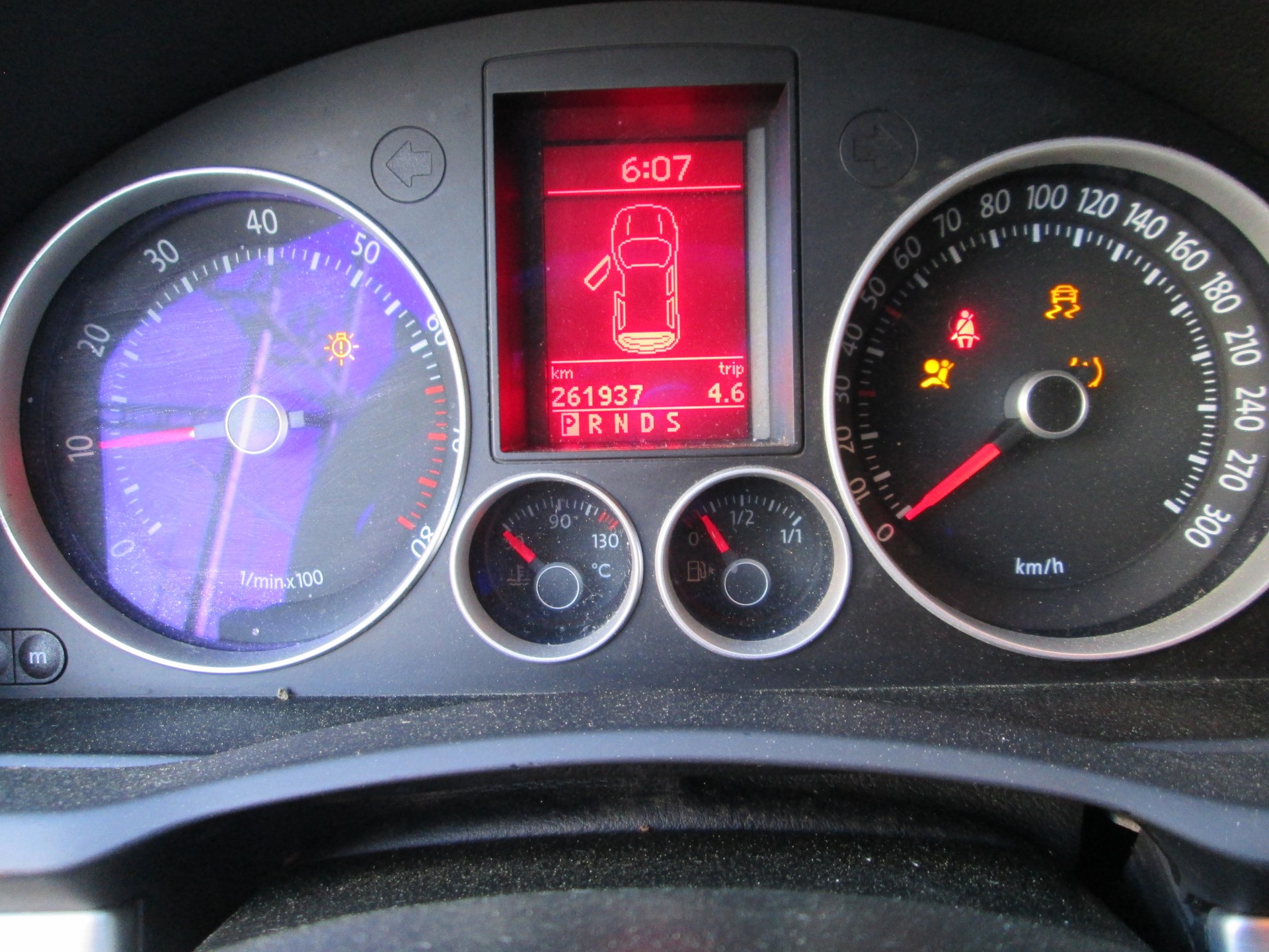 VW Golf 2.0 TFSI GTI-image-10