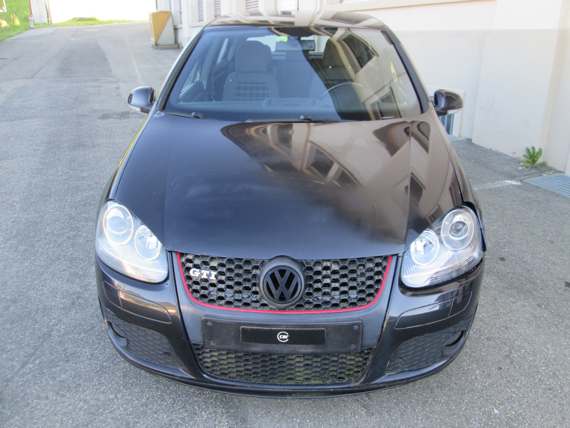 VW Golf 2.0 TFSI GTI-image-2