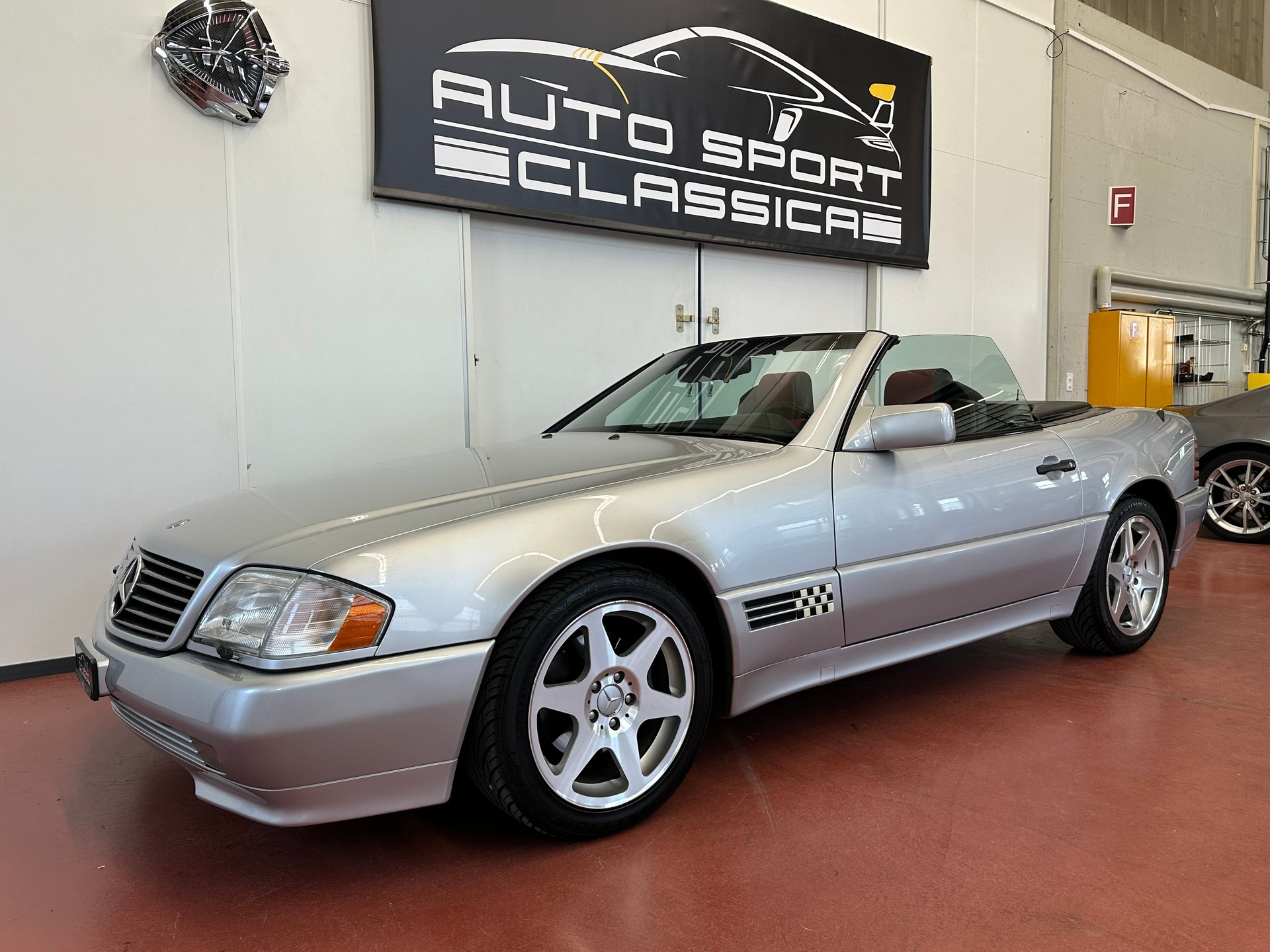 MERCEDES-BENZ SL 320 Special Edition Mille Miglia 630 Exemplare-image-6