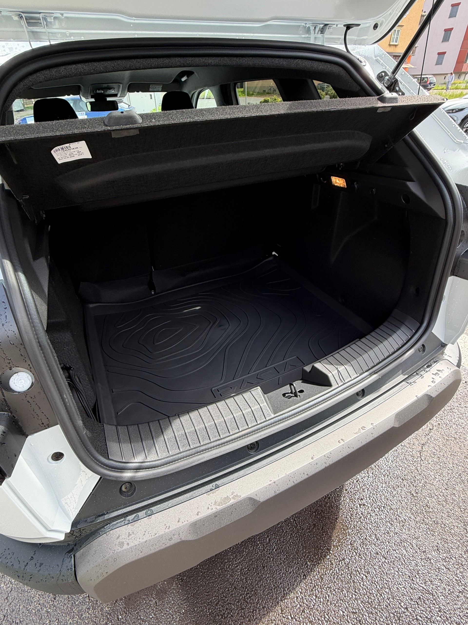 DACIA Duster HEV 155 Extreme-showroom-element-2