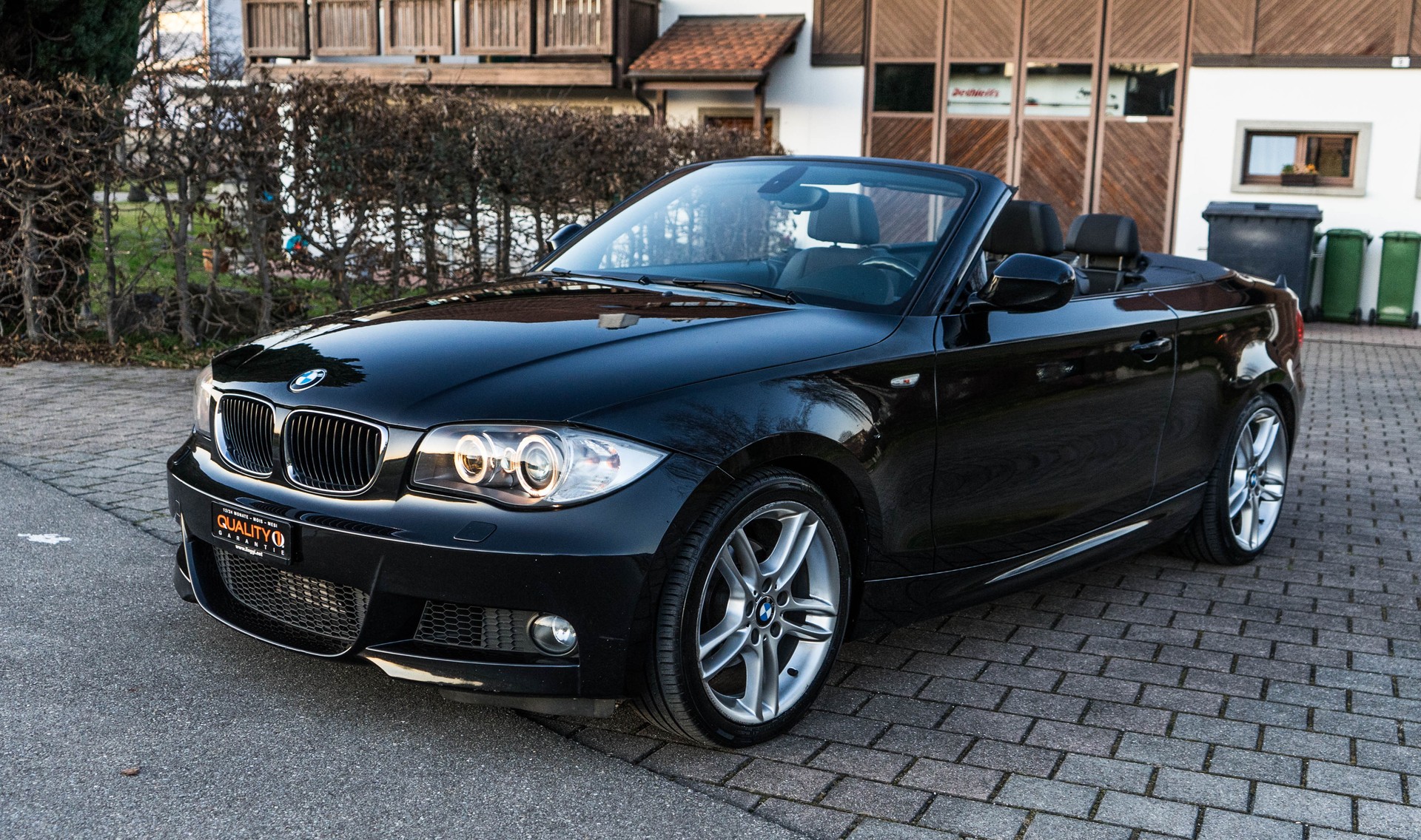 BMW 120d Cabrio M-PACK 6 Gang-image-7