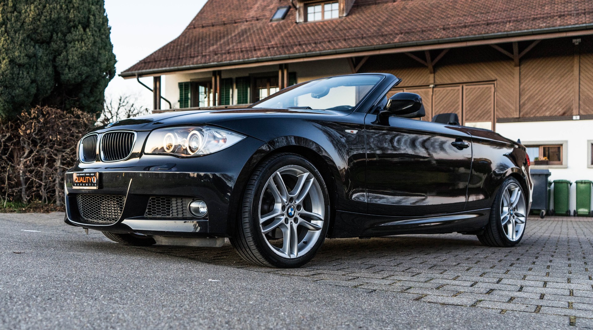 BMW 120d Cabrio M-PACK 6 Gang-image-22