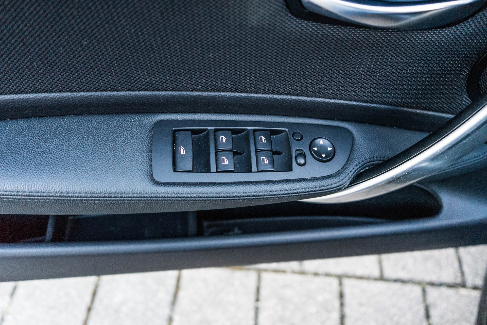 BMW 120d Cabrio M-PACK 6 Gang-image-15
