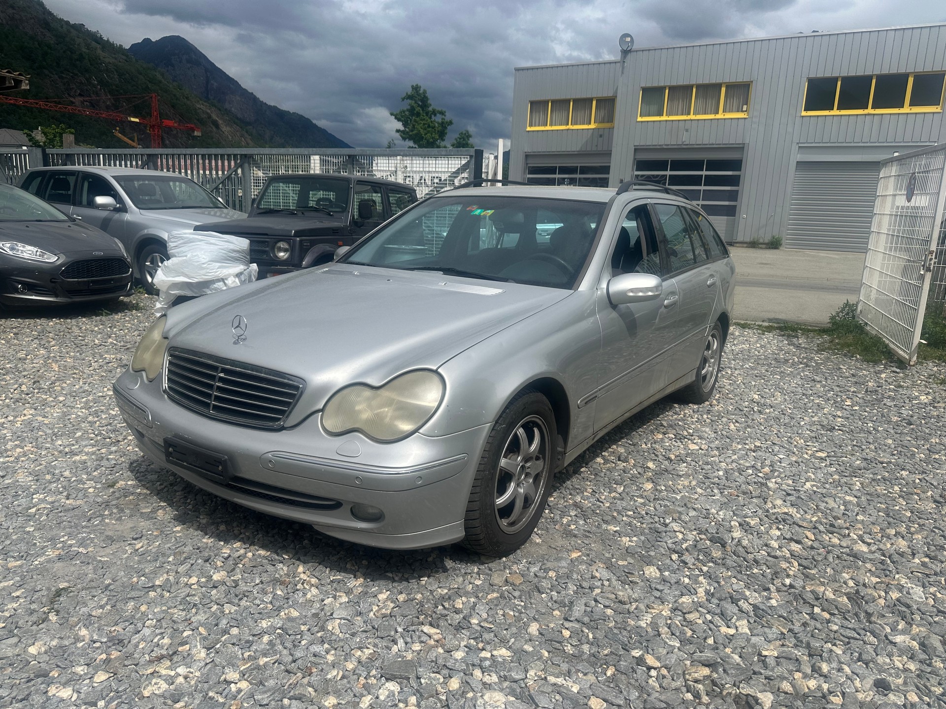 MERCEDES-BENZ C 320 Avantgarde Automatic-image-5