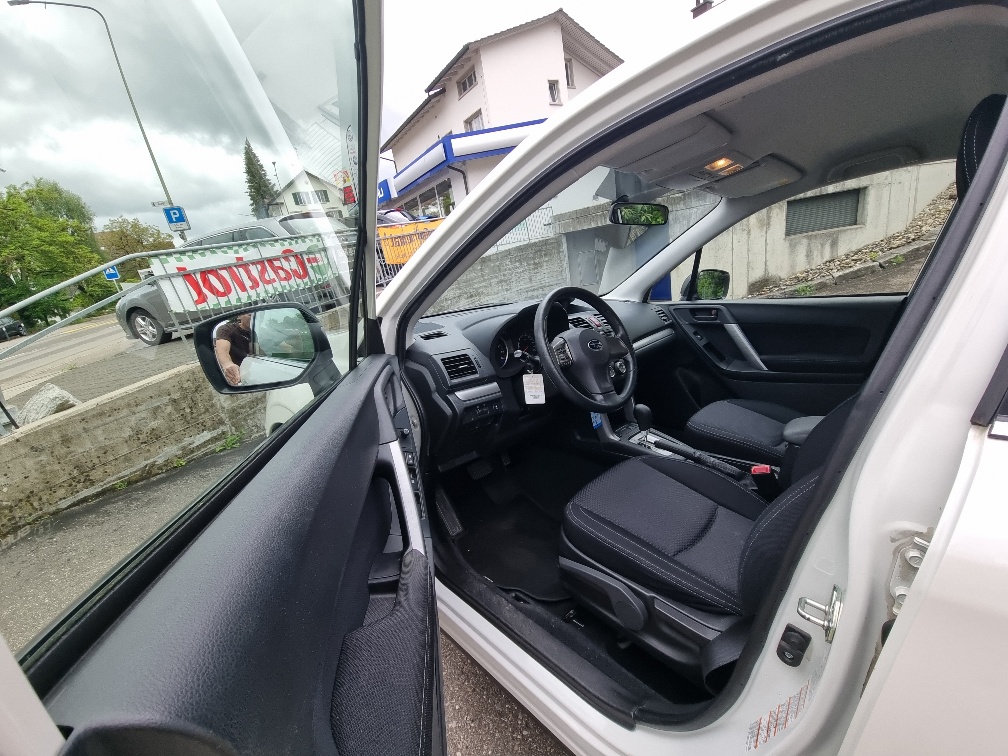 SUBARU Forester 2.0i Advantage Lineartronic-image-8
