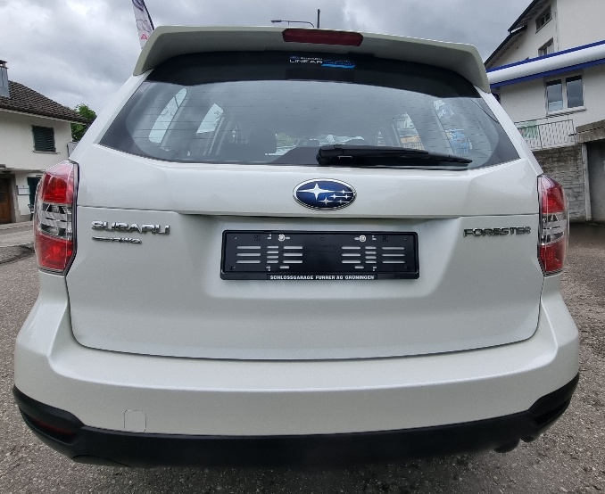 SUBARU Forester 2.0i Advantage Lineartronic-image-4