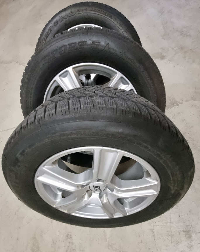 SUBARU Forester 2.0i Advantage Lineartronic-image-16