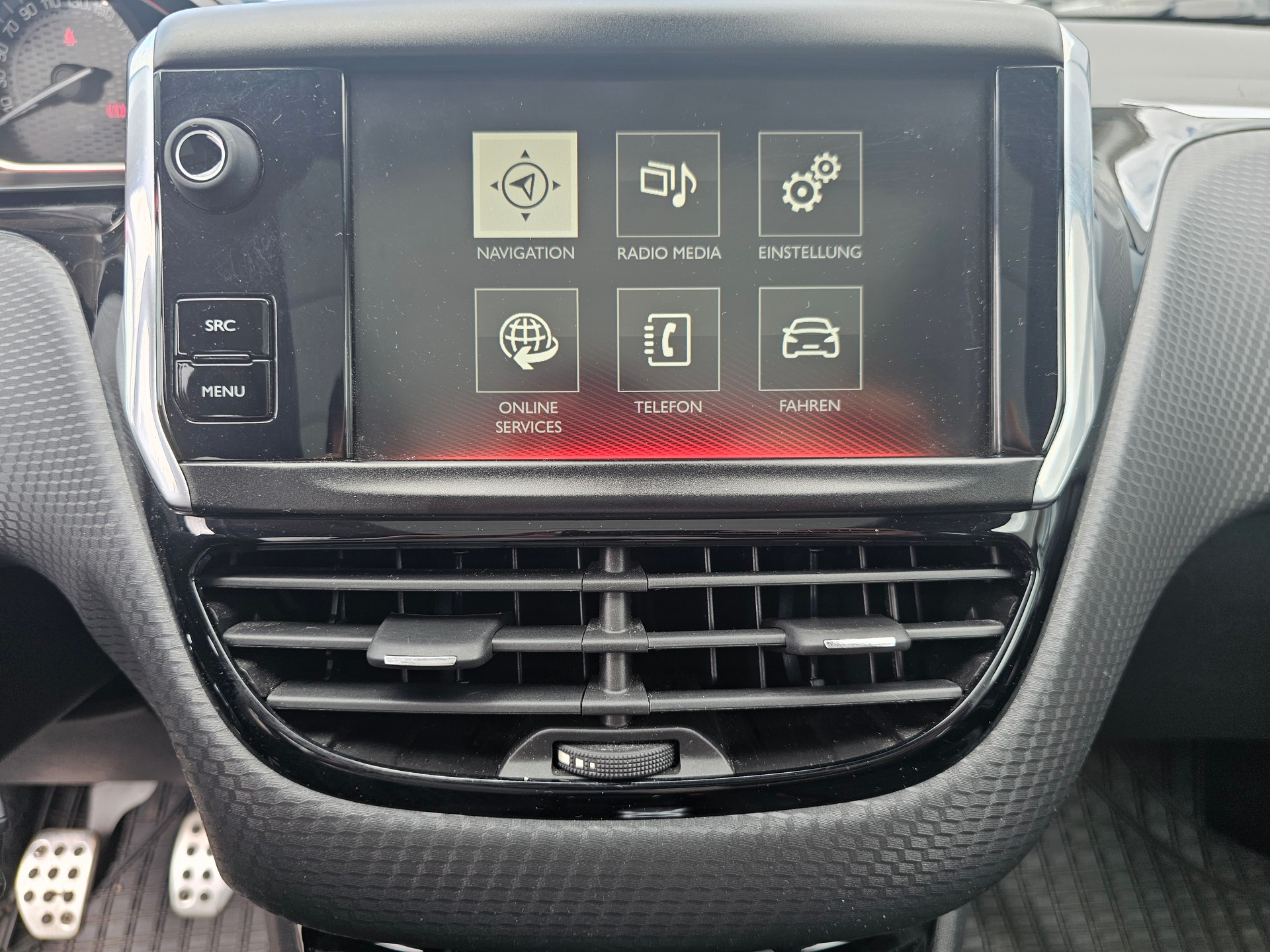 PEUGEOT 2008 1.2 PureTech 130 GT Line S/S-image-14
