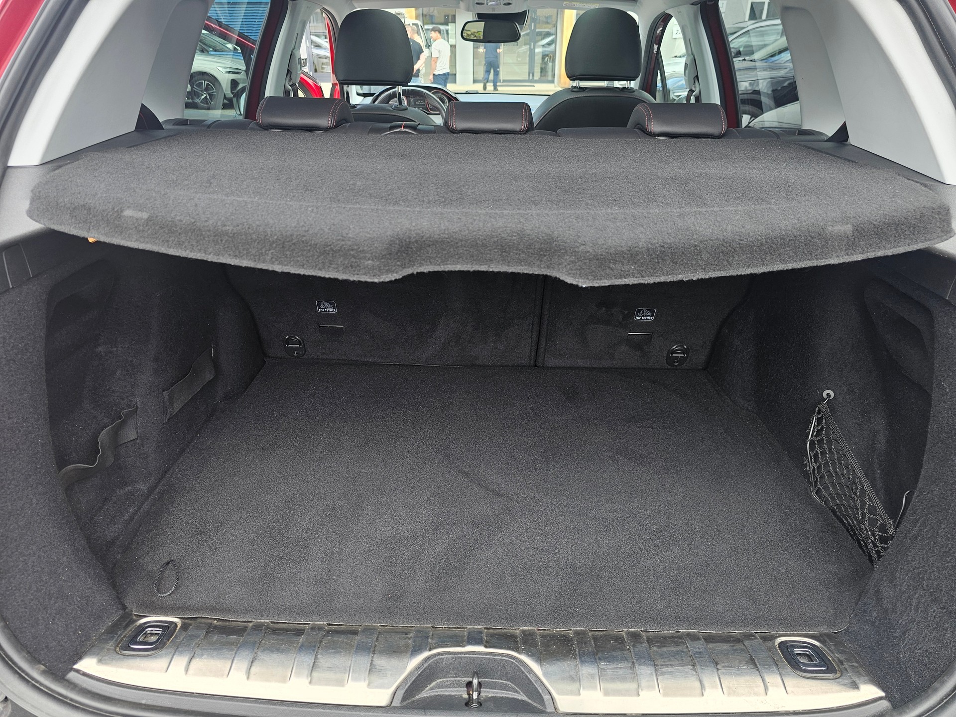 PEUGEOT 2008 1.2 PureTech 130 GT Line S/S-image-18