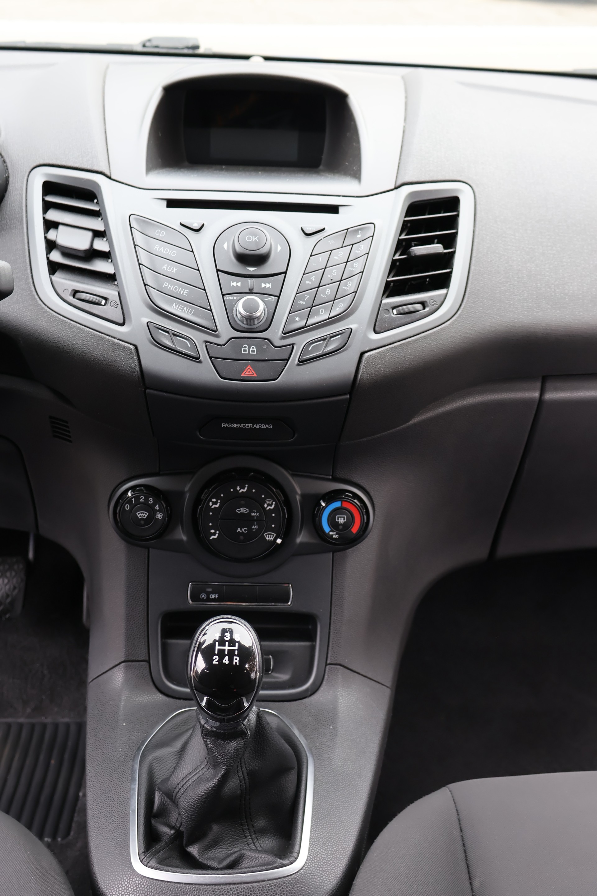 FORD Fiesta 1.0 Trend-image-11