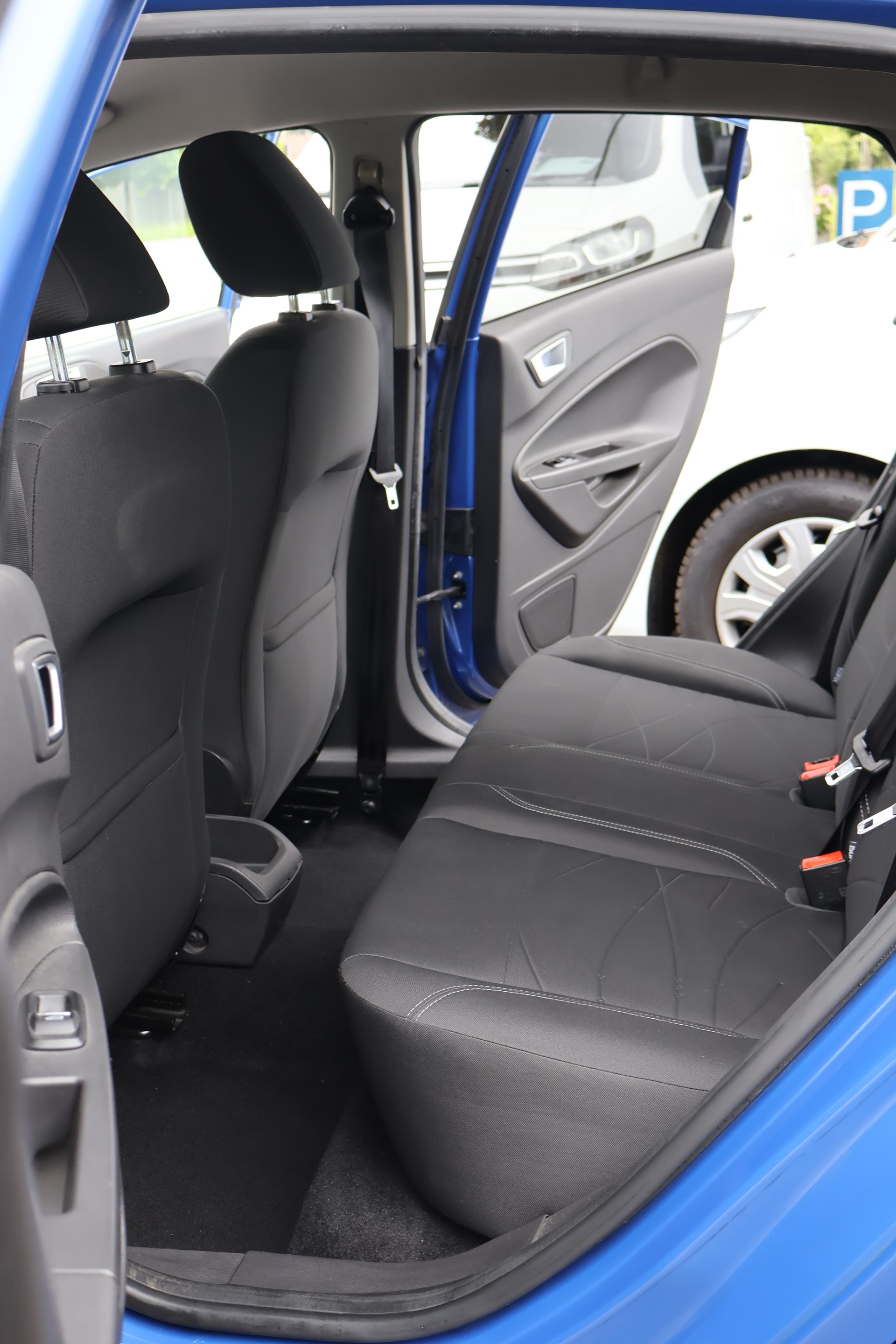 FORD Fiesta 1.0 Trend-image-14
