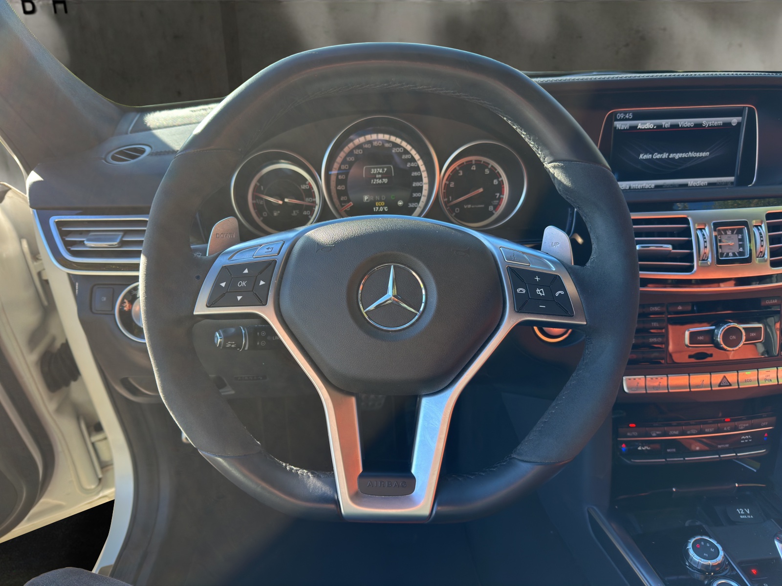 MERCEDES-BENZ E 63 AMG S 4Matic Speedshift-image-12