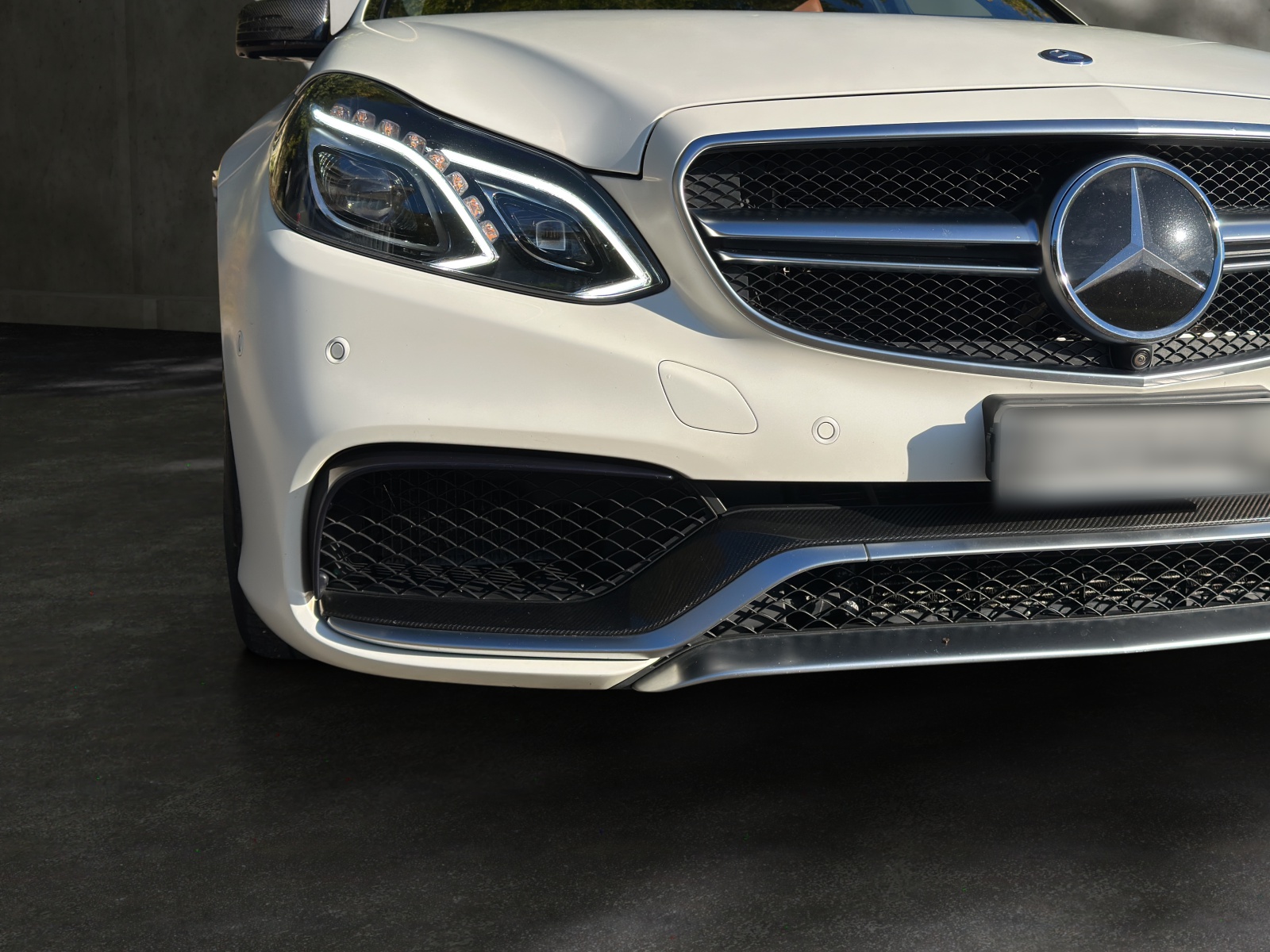 MERCEDES-BENZ E 63 AMG S 4Matic Speedshift-image-8