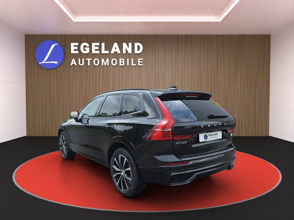 VOLVO XC60 2.0 T6 TE Ultimate Dark eAWD-image-4