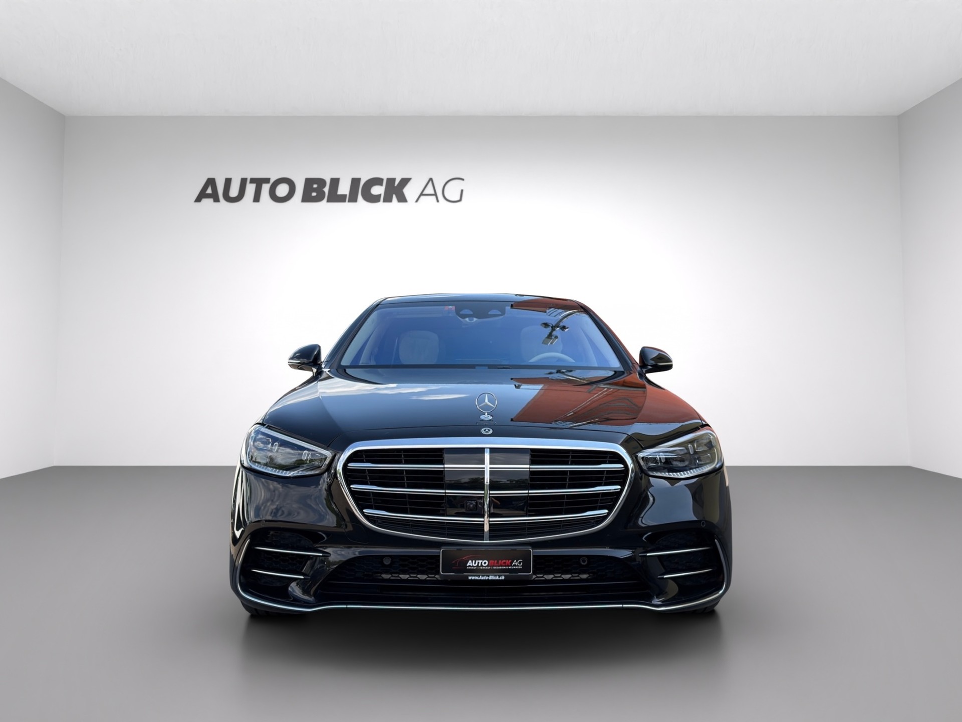 MERCEDES-BENZ S 580 4Matic AMG Line 9G-Tronic-showroom-element-2