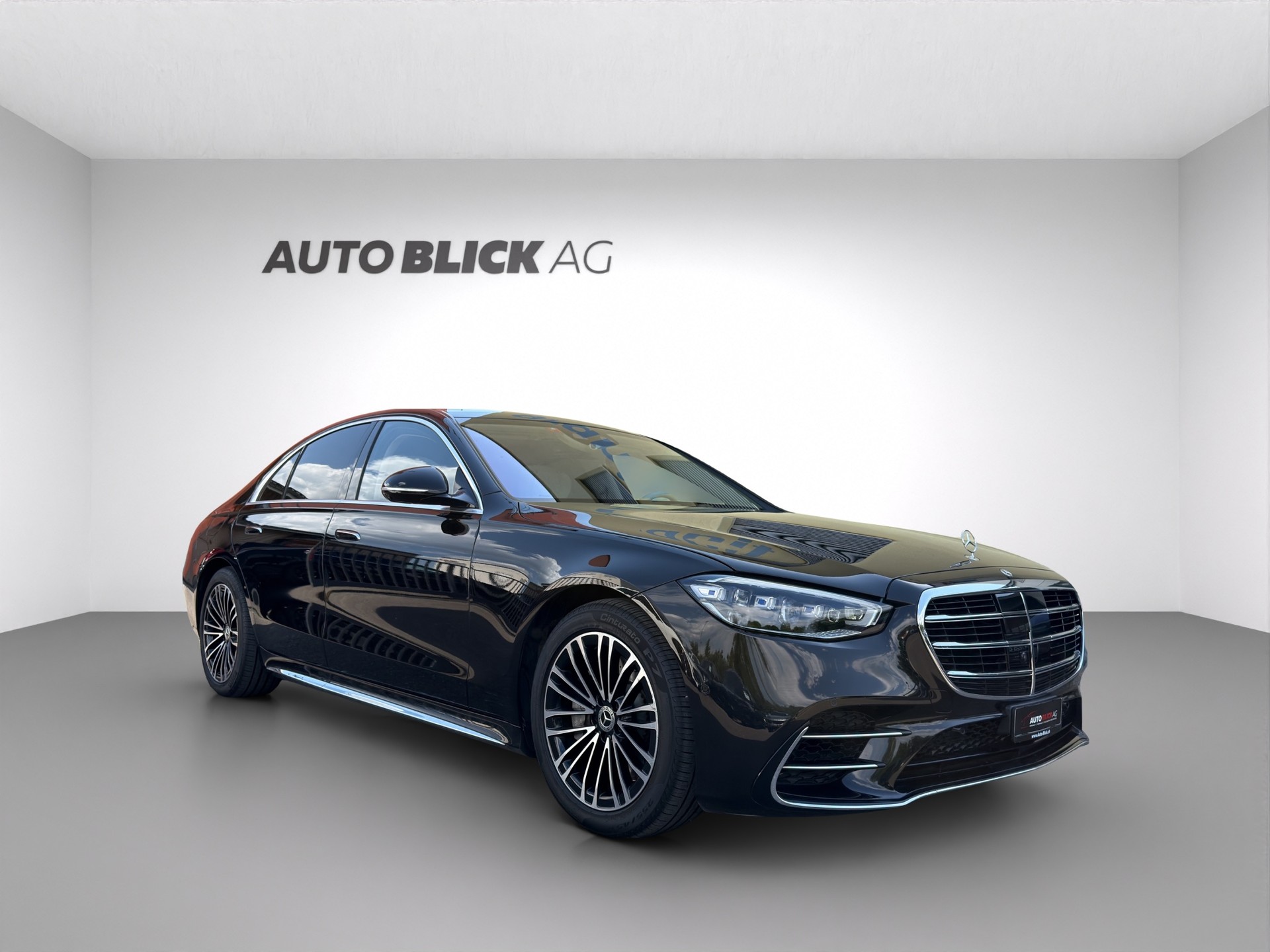 MERCEDES-BENZ S 580 4Matic AMG Line 9G-Tronic-showroom-element-1
