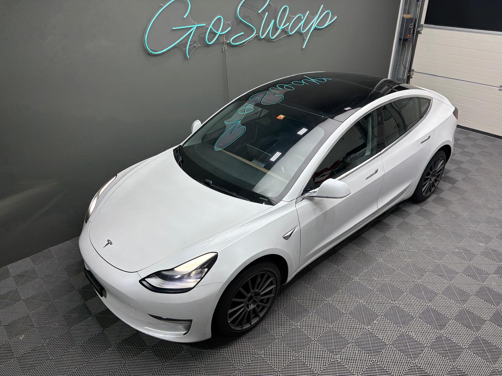 TESLA Model 3 Long Range Dual Motor AWD - Full Service Drive Capabiity-image-5