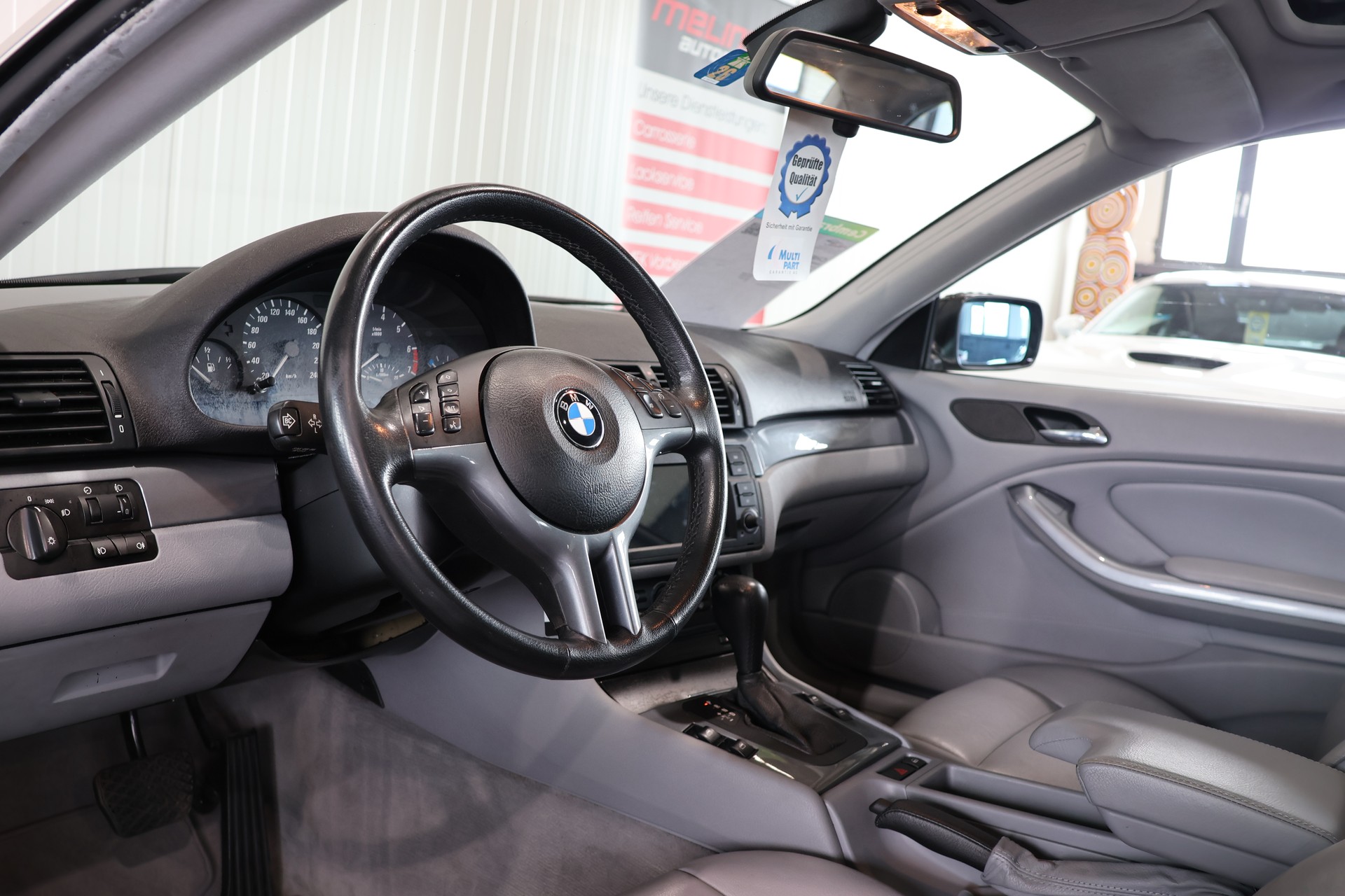 BMW 320Ci Coupé-image-10
